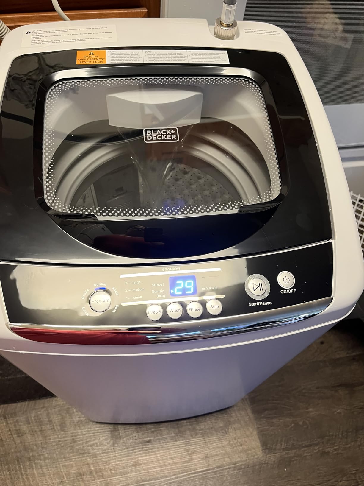 BLACK+DECKER 4.5 Cu. Ft. Front Load Washer, Full Size Washing Machine with 12 Cycles, ENERGY STAR certified, LED Display, BFLW45M, White customer photo 1