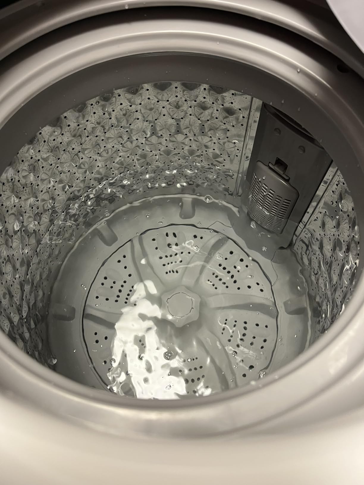 BLACK+DECKER 4.1 Cu. Ft. Top Load Washing Machine with Agitator, BTLW41MW customer photo 2