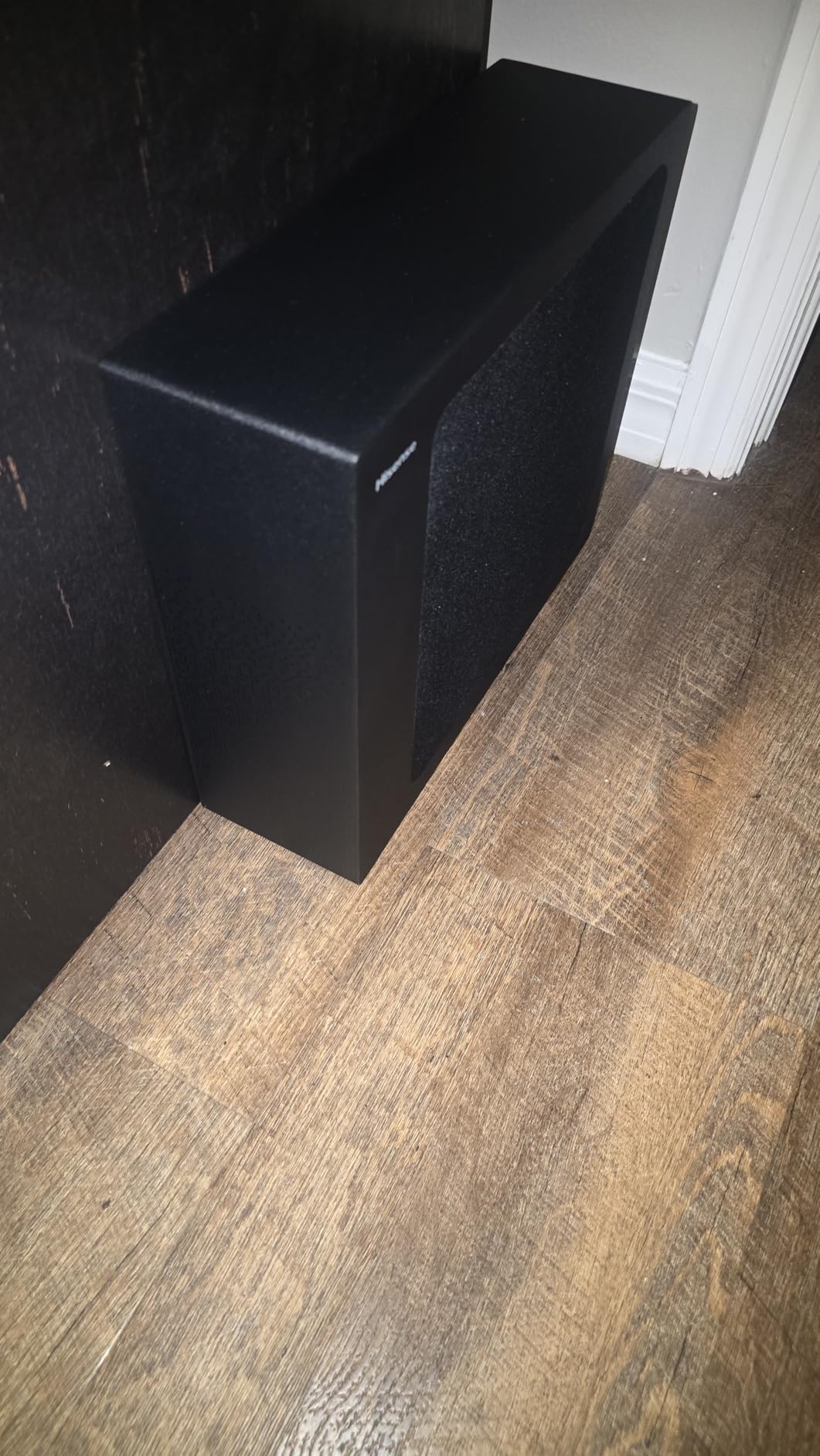 Hisense HS5100 5.1Ch Sound Bar with Wireless Subwoofer, 540W, Dolby Digital Plus, DTS:X, Bluetooth 5.3, EzPlay, Roku TV Ready customer photo 2
