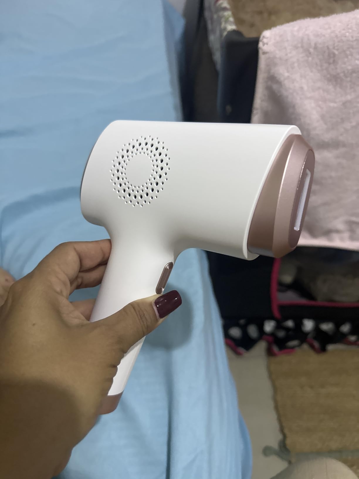 Finequin Laser Hair Removal for Women & Men, 45°F Ice-Cooling Contact, Safe & Virtually Painless Alternative to Salon IPL Hair Removal Device, Long-Lasting Hair Removal from Home, with Razor & Glasses customer photo 1