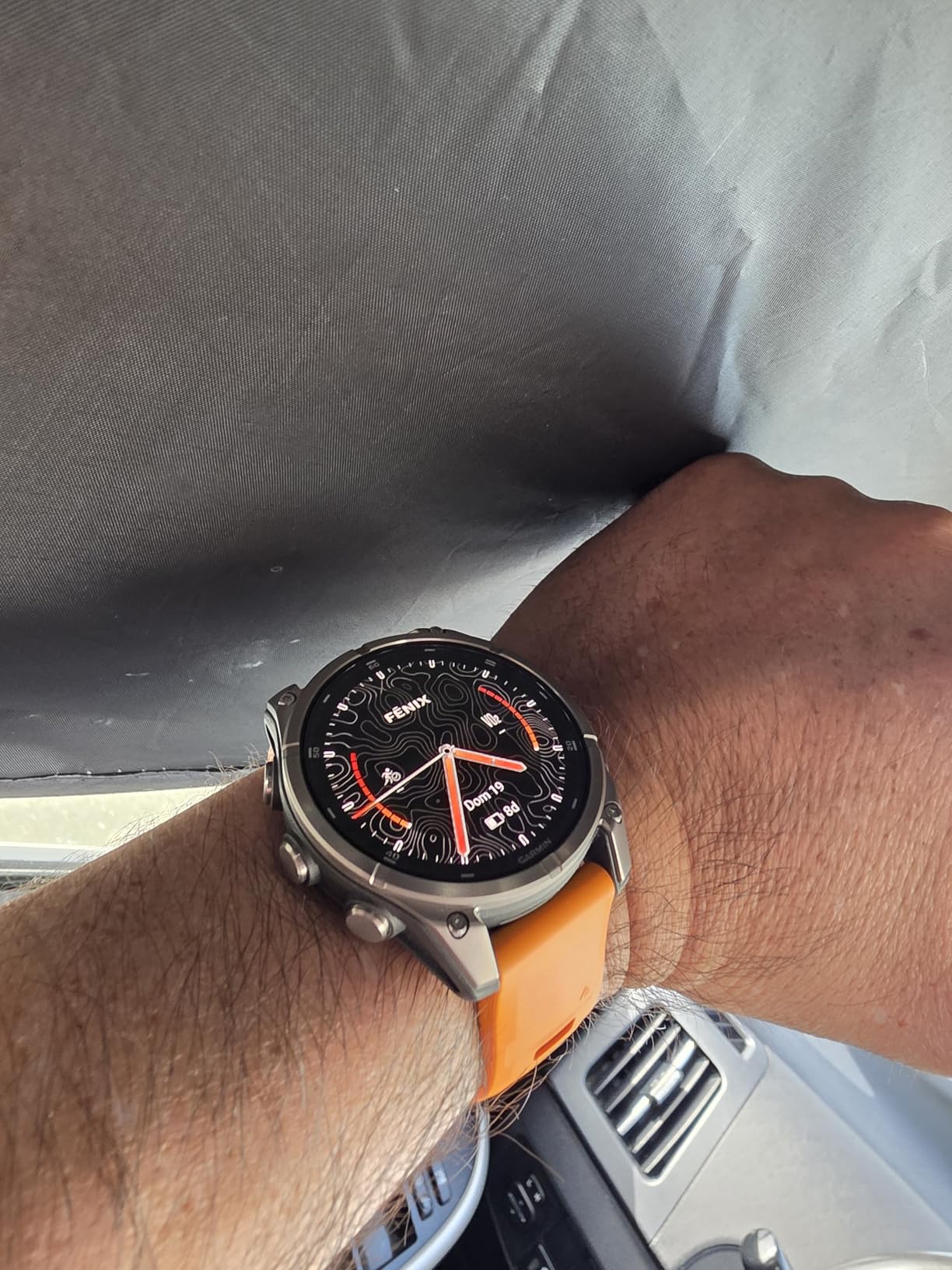 fēnix® 8 - 47 mm, AMOLED, Sapphire, Premium Multisport GPS Smartwatch, Long-Lasting Battery Life, Dive-Rated, Built-in LED Flashlight, Titanium with Spark Orange/Graphite Band customer photo 2