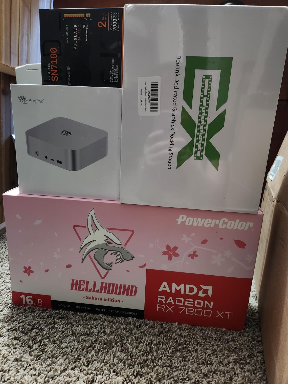 SER8 Mini PC, AMD Ryzen 7 8745HS(8C/16T, up to 4.9GHz), 32GB DDR5 RAM 1TB PCIe4.0 SSD, SER8 Mini Computer Support 4K@144Hz, Triple Display, HDMI+DP, WiFi6, BT5.2, USB4 customer photo 2