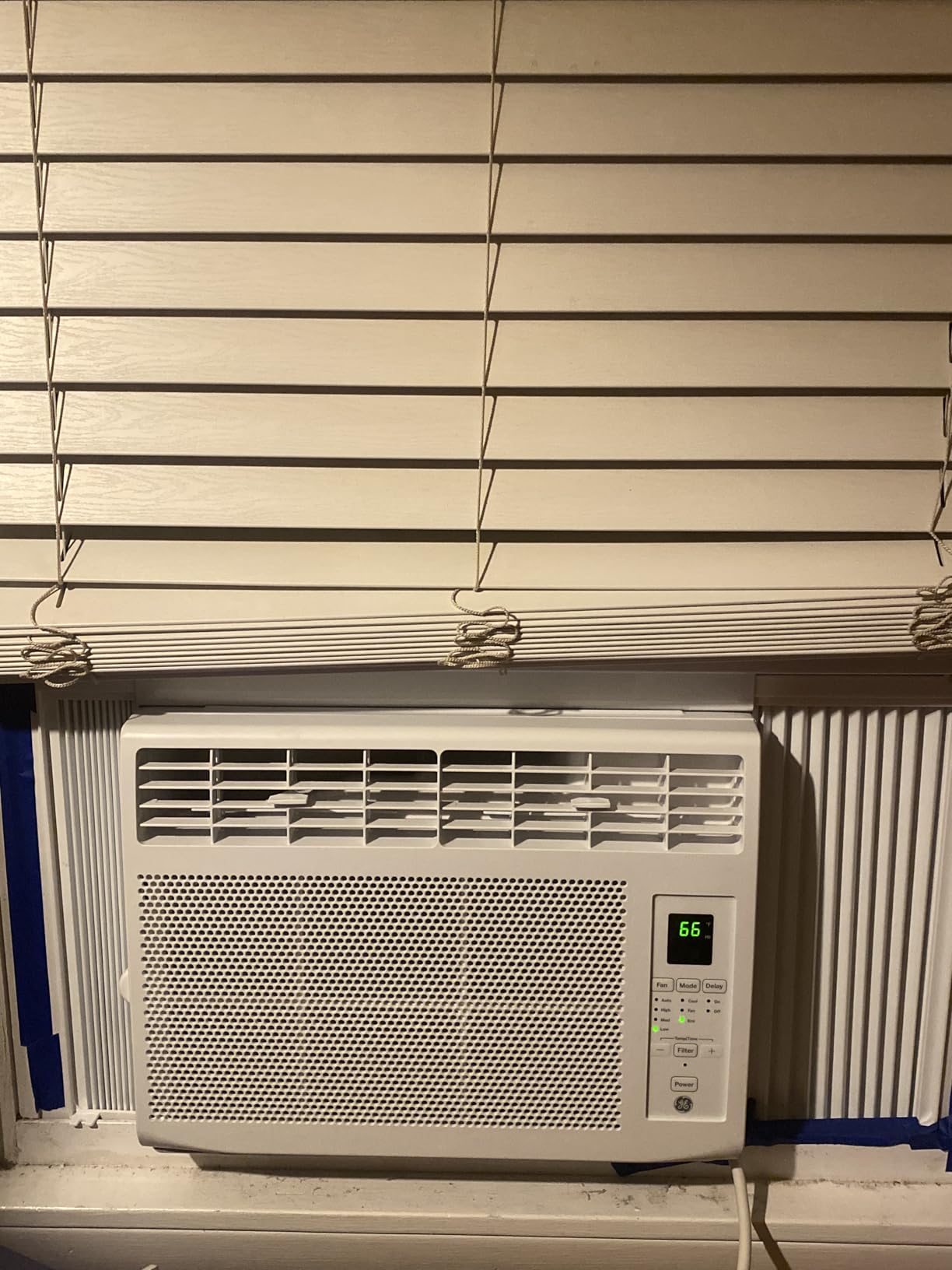 GE 6,000 BTU Electronic Window Air Conditioner, Black Compact AC Cools Rooms up to 250 sq ft, Digital Controls with Remote, Energy Saver Mode, 24Hr Timer, Easy Install Kit Included customer photo 2
