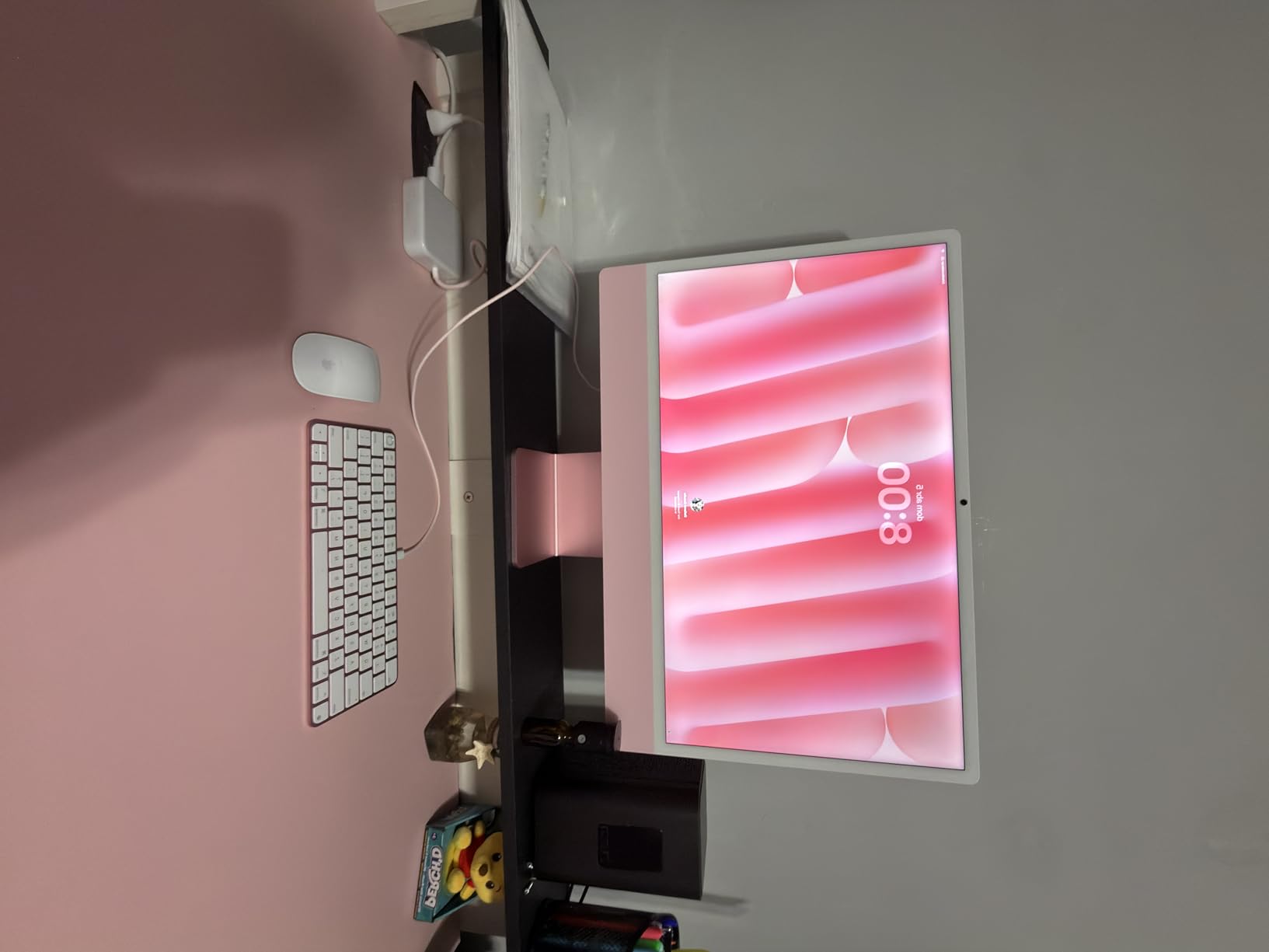 2024 iMac All-in-One Desktop Computer with M4 chip with 10-core CPU and 10-core GPU: Built for Apple Intelligence, 24-inch Retina Display, 24GB Unified Memory, 512GB SSD Storage; Green customer photo 1