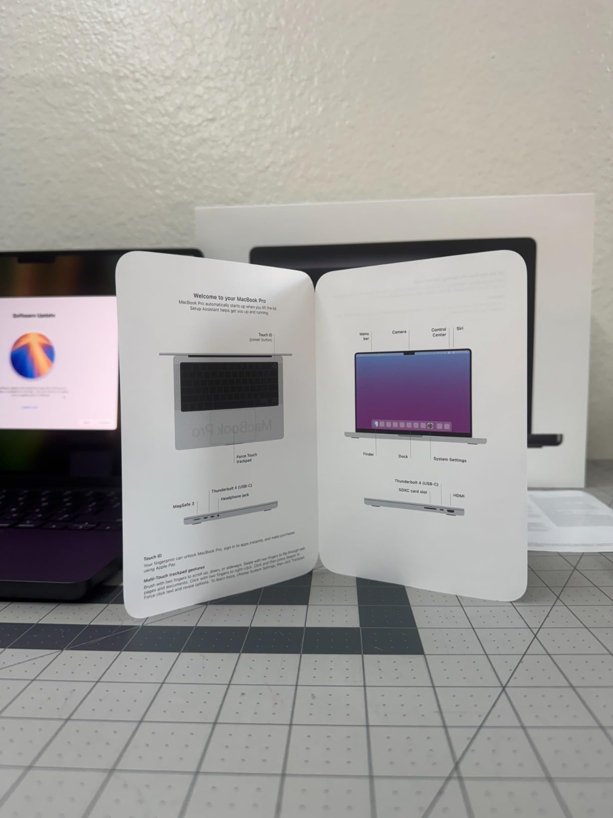 2024 MacBook Pro Laptop with M4 chip with 10-core CPU and 10-core GPU: Built for Apple Intelligence, 14.2-inch Liquid Retina XDR Display, 16GB Unified Memory, 512GB SSD Storage; Space Black customer photo 2