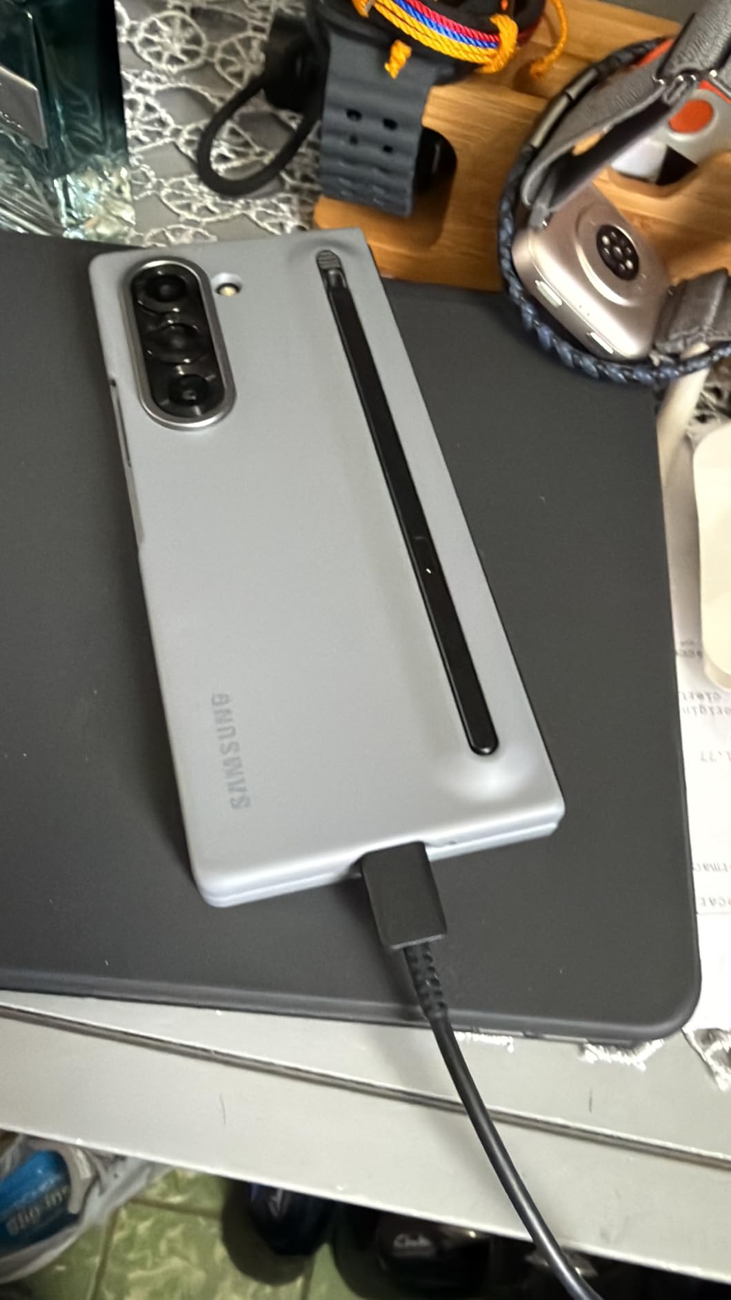 Samsung Galaxy Z Fold 6 Smartphone, 256GB, Factory Unlocked, White (Renewed) customer photo 1