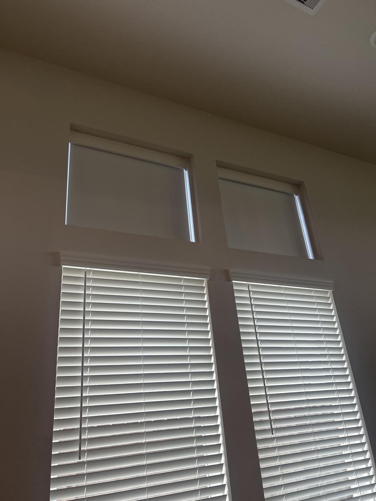 Motorized Blinds No Drill Automatic Blinds for Windows Cordless Roller Shades Electric Blinds with Remote Control Smart Blinds customer photo 1