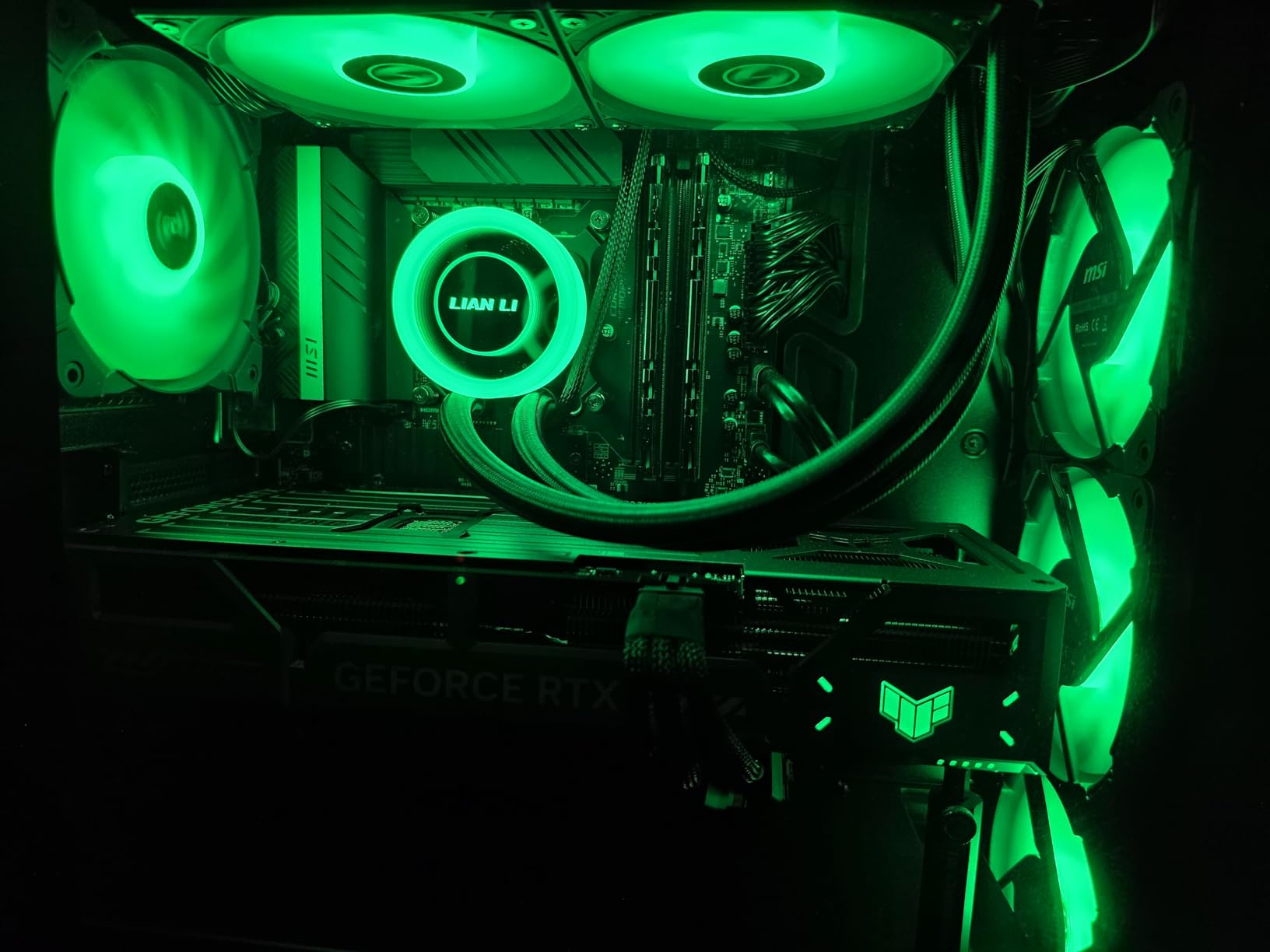 Lian Li GA II LITE 240mm AIO Liquid CPU Cooler, 2 x 120mm ARGB Hydraulic Fans, Daisy-Chain, High Airflow, All-in-One Water Cooling for Intel LGA1851/1700, AMD AM5/AM4 (GA2L24RB) customer photo 1
