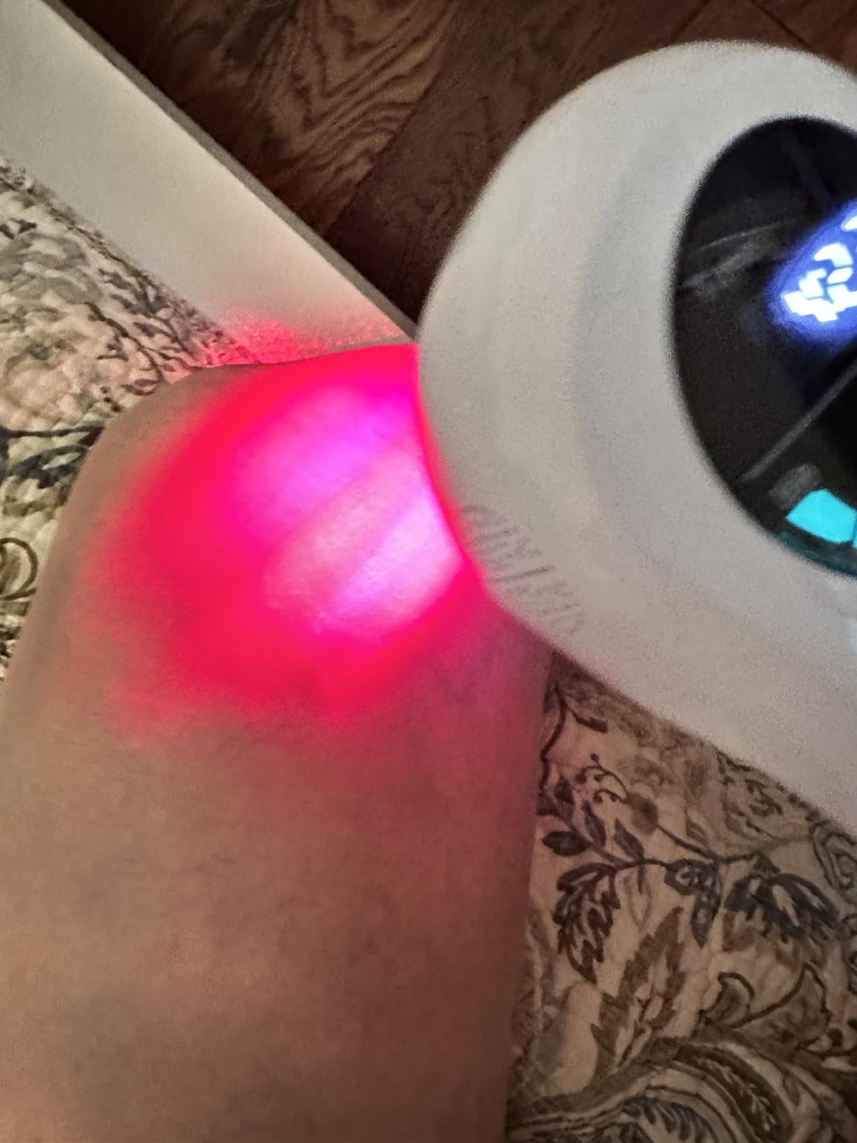 Handheld Red Light Therapy Device - 650nm & 808nm Dual Wave Rechargeable, Portable Cold Laser for Pain Relief in Humans & Pets customer photo 1