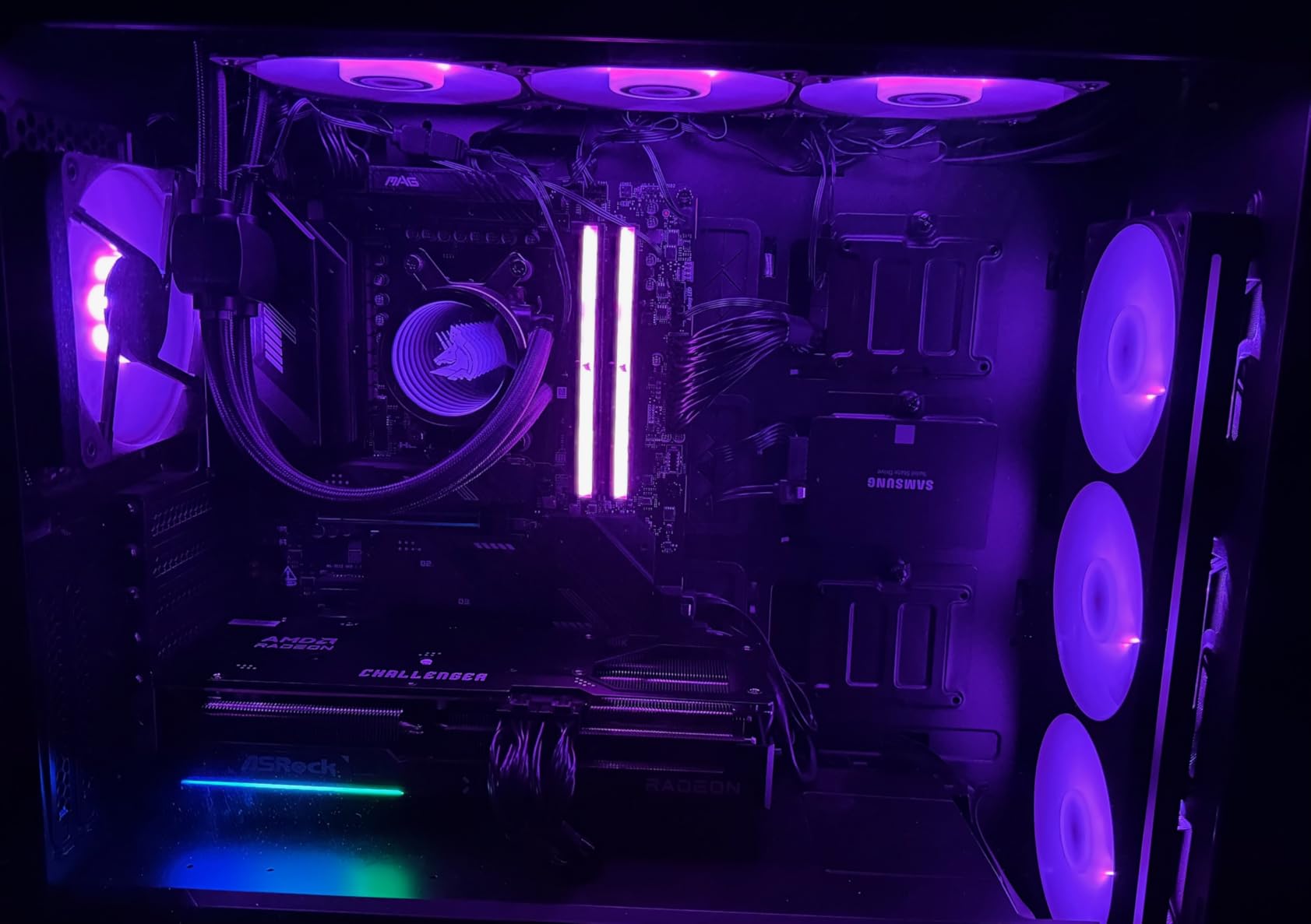 ASRock Radeon RX 9070 Challenger 16GB OC Graphics Card, RDNA 4, PCIe 5.0, Triple Fans, 0dB Silent customer photo 2