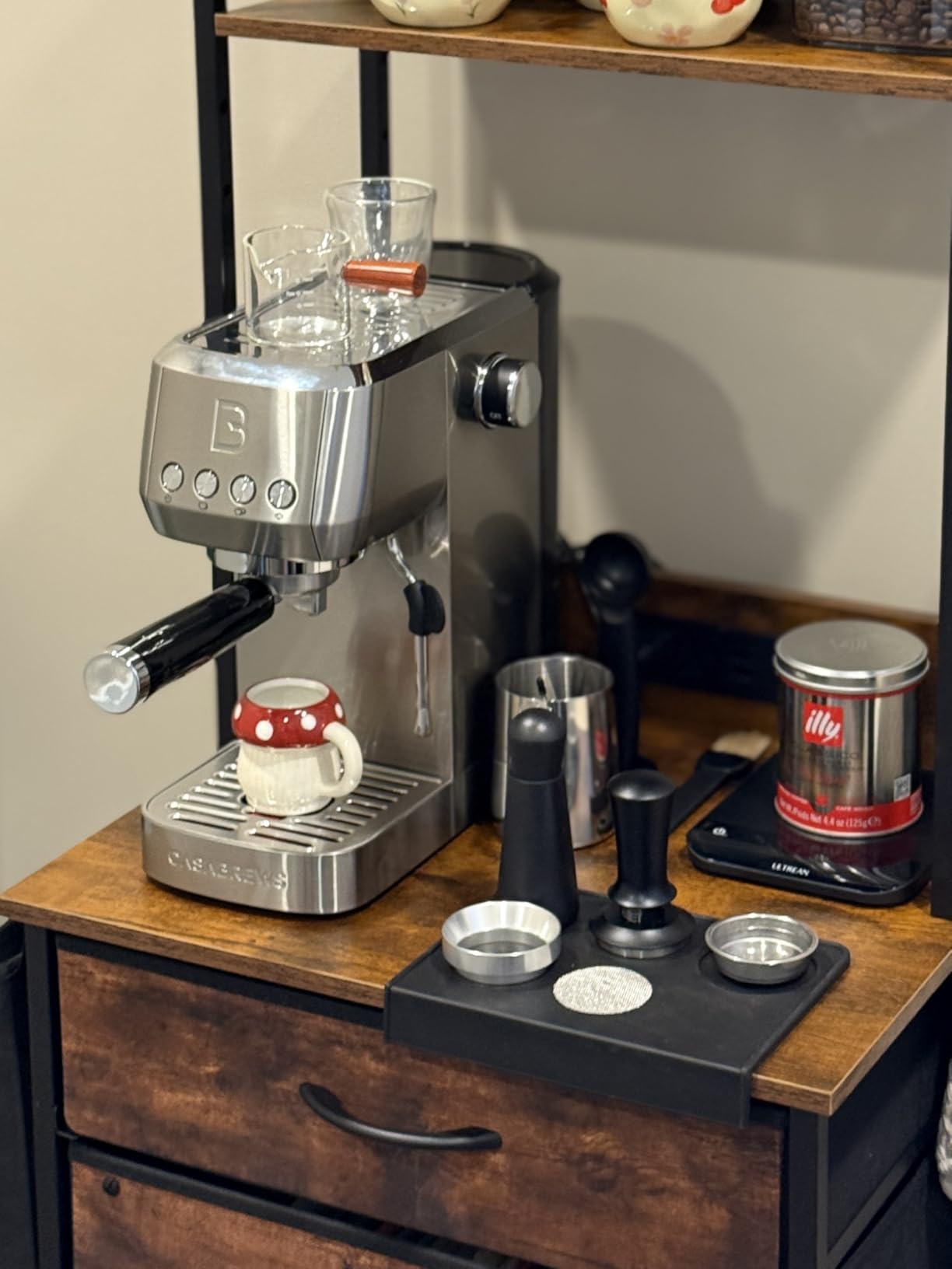 CASABREWS 3700 Essential Espresso Machine 20 Bar, Stainless Steel Coffee Maker with Steam Frother, Cappuccino & Latte Machine, 43.9oz Water Tank, Sapphire Blue customer photo 1