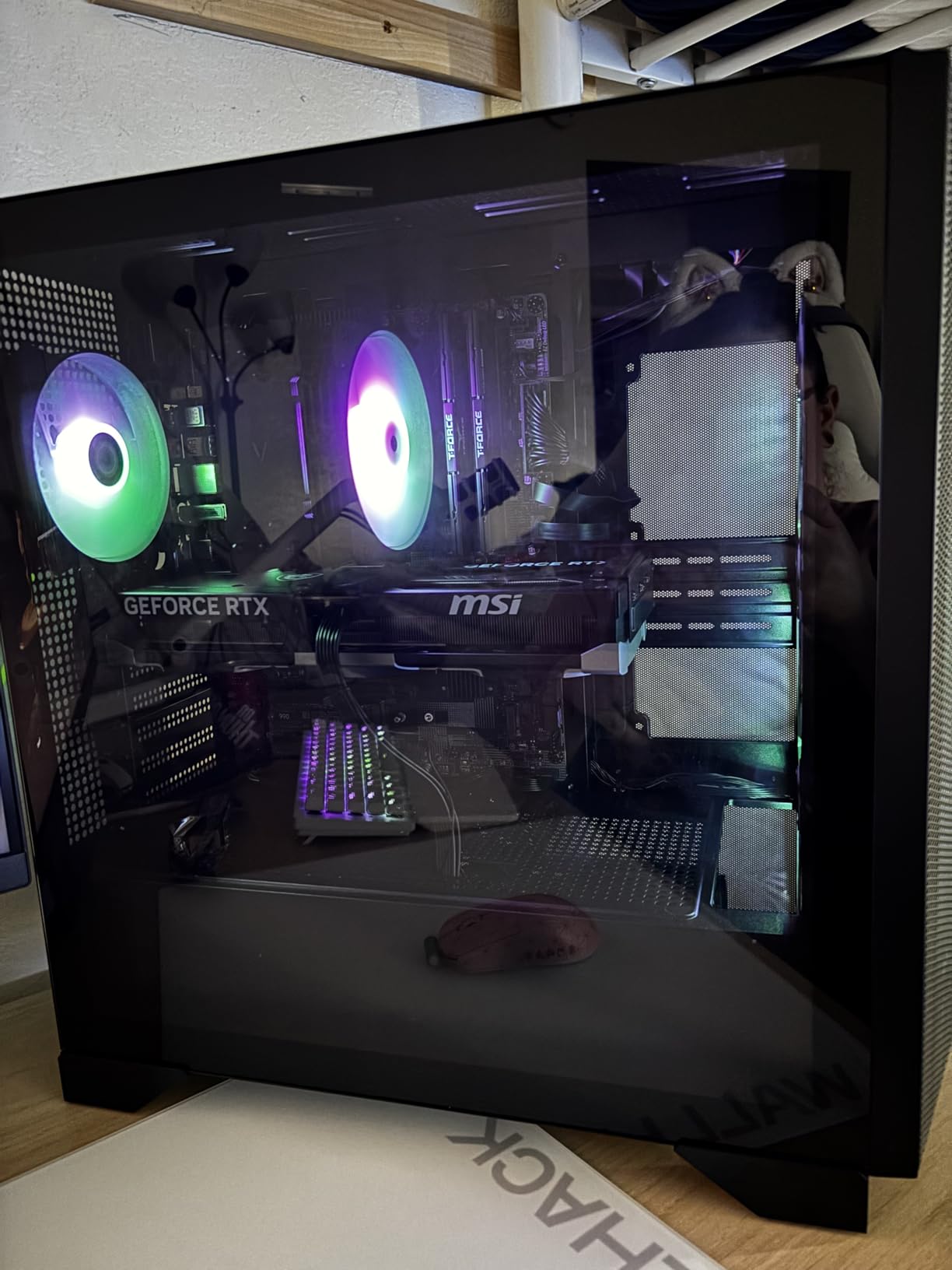 msi Aegis R2 AI Gaming Desktop: Intel Core Ultra 9 285, Geforce RTX 5070Ti, 32GB DDR5, 2TB M.2 NVMe SSD, Air Cooling, VR-Ready, Window 11 Home customer photo 1