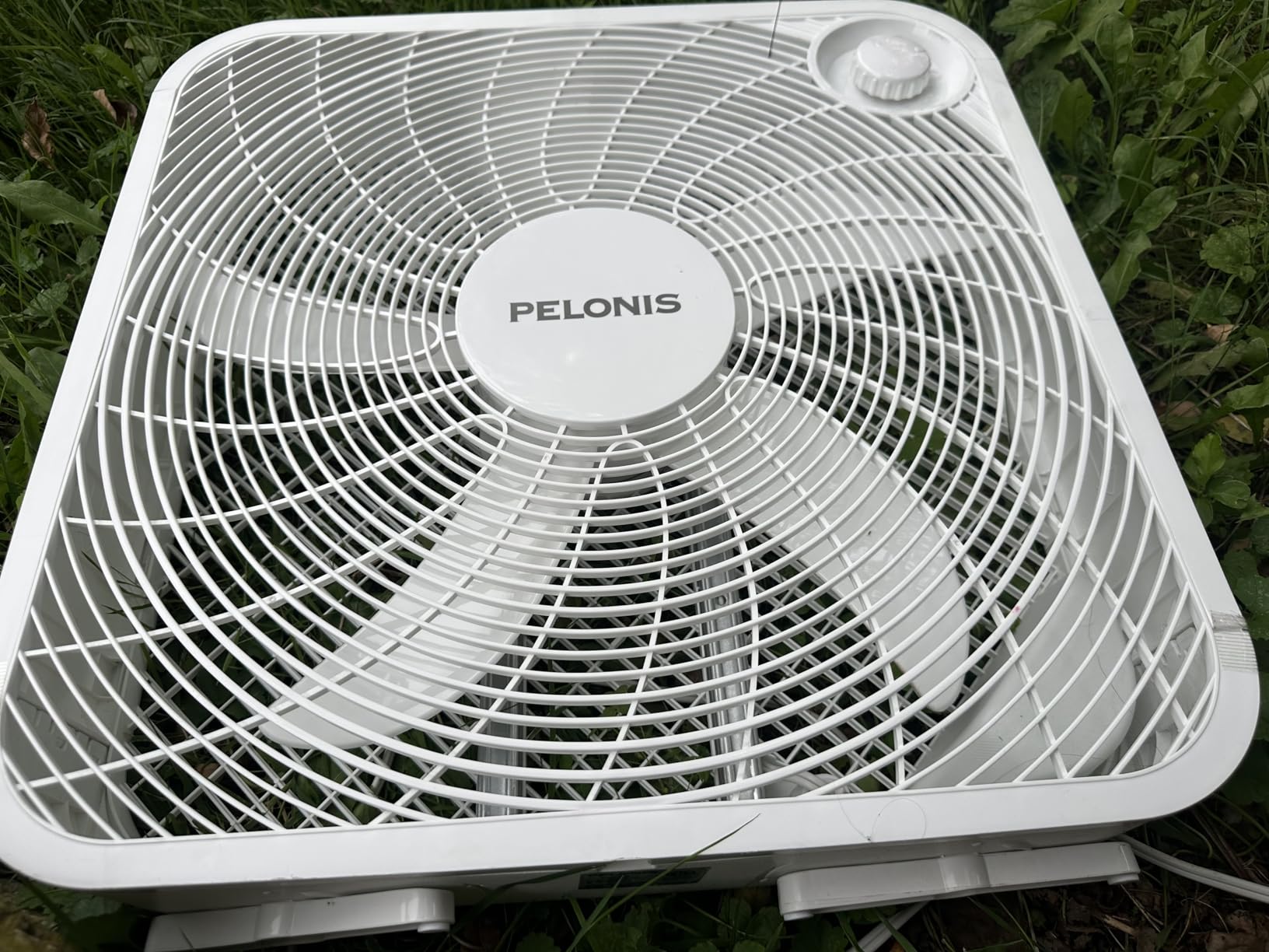 PELONIS 20 Inch Box Fan for Bedroom - 3 Speeds, 25ft/s, Floor Fan, Window Fan, Table Fan, Desktop Fan with Superior Air Throw (2295 CFM), Lightweight, 5 Blades customer photo 2