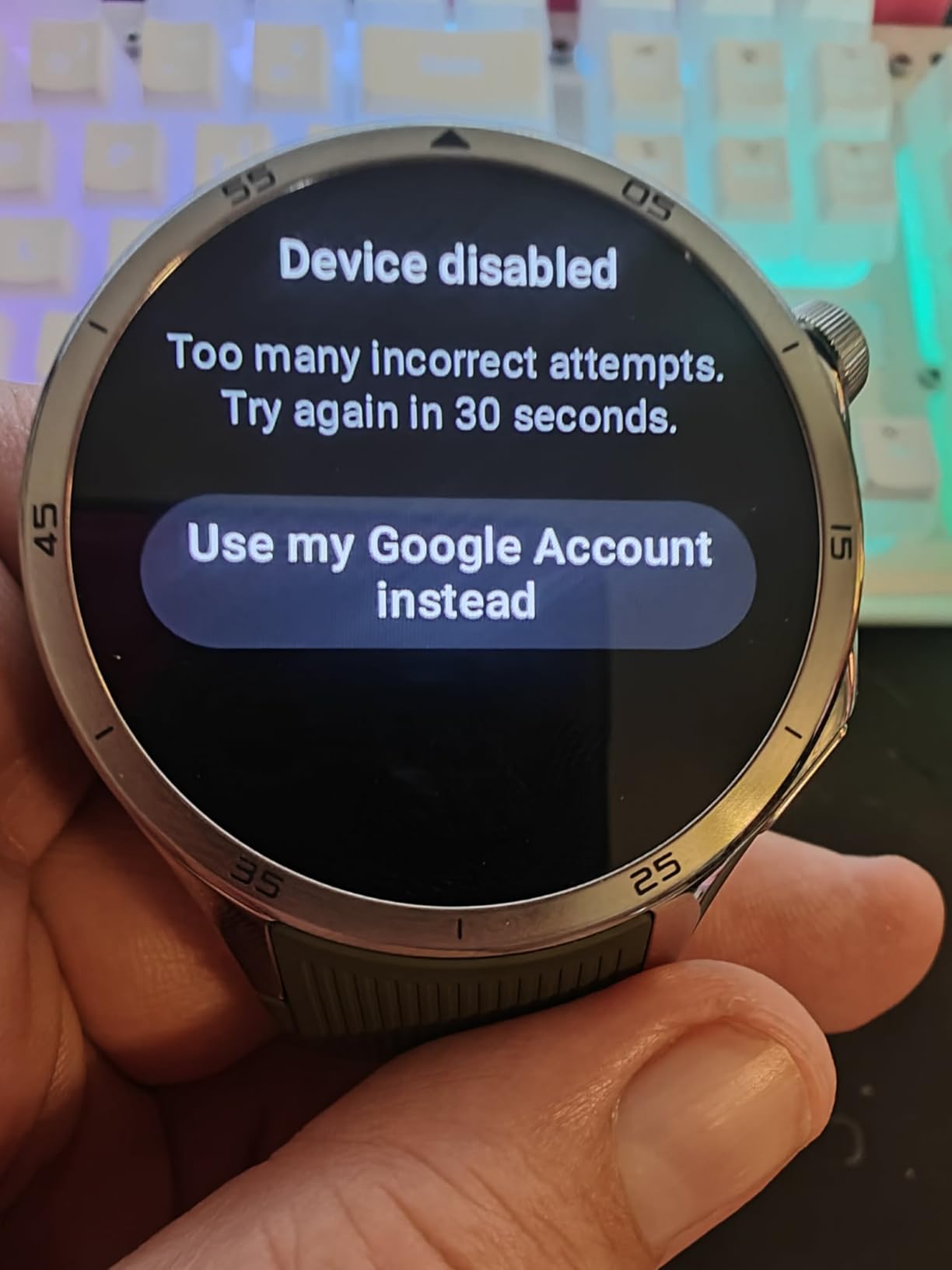 OnePlus Watch 3 Obsidian Titanium, 32GB, 120-Hour Battery, Health & Fitness Tracking, Sapphire Crystal Design, Titanium Bezel, Dual-Engine, Wear OS by Google, Supports Google Play Store & Wear OS Apps customer photo 1