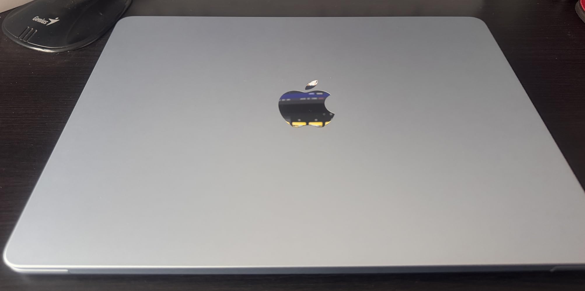 2025 MacBook Air 13-inch Laptop with M4 chip: Built for Apple Intelligence, 13.6-inch Liquid Retina Display, 16GB Unified Memory, 256GB SSD Storage, 12MP Center Stage Camera, Touch ID; Sky Blue customer photo 1