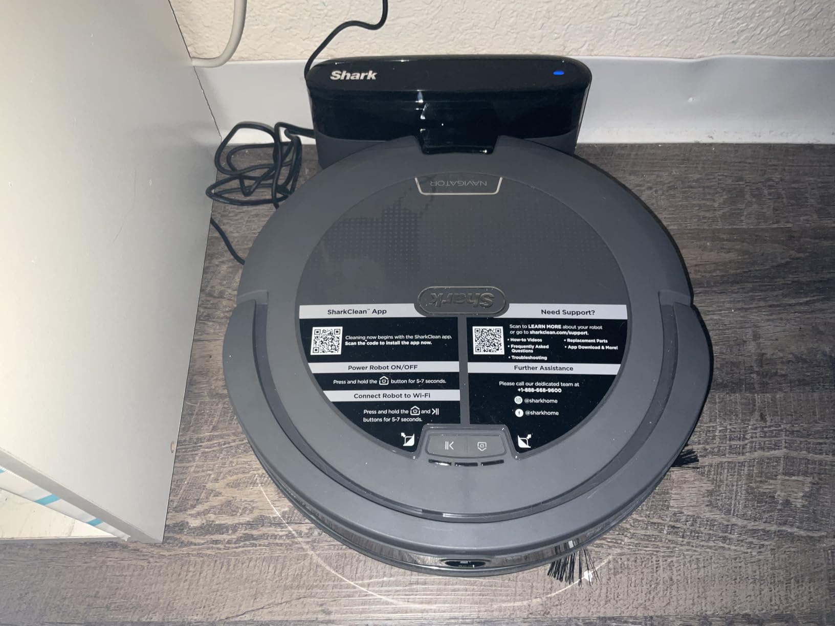 Shark Navigator Robot Vacuum with SmartPath Navigation and Self-Cleaning Brushroll, Powerful Suction, Pet Hair Pickup, Anti-Hair Wrap, for Carpets & Hard Floors, Steel Grey, RV2110 customer photo 1