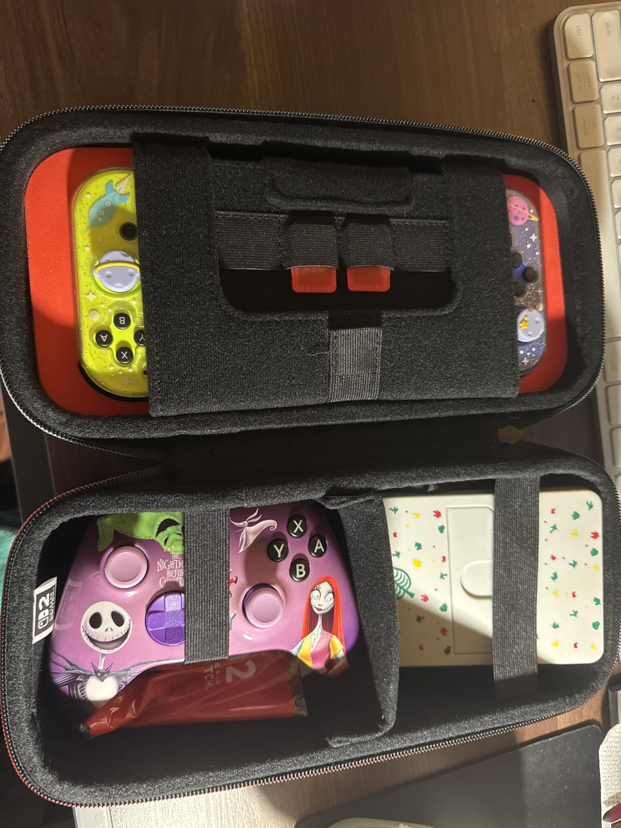R.D.S. Industries Game Traveler Deluxe Licensed System Case for Nintendo Switch 2, OLED, Black customer photo 1