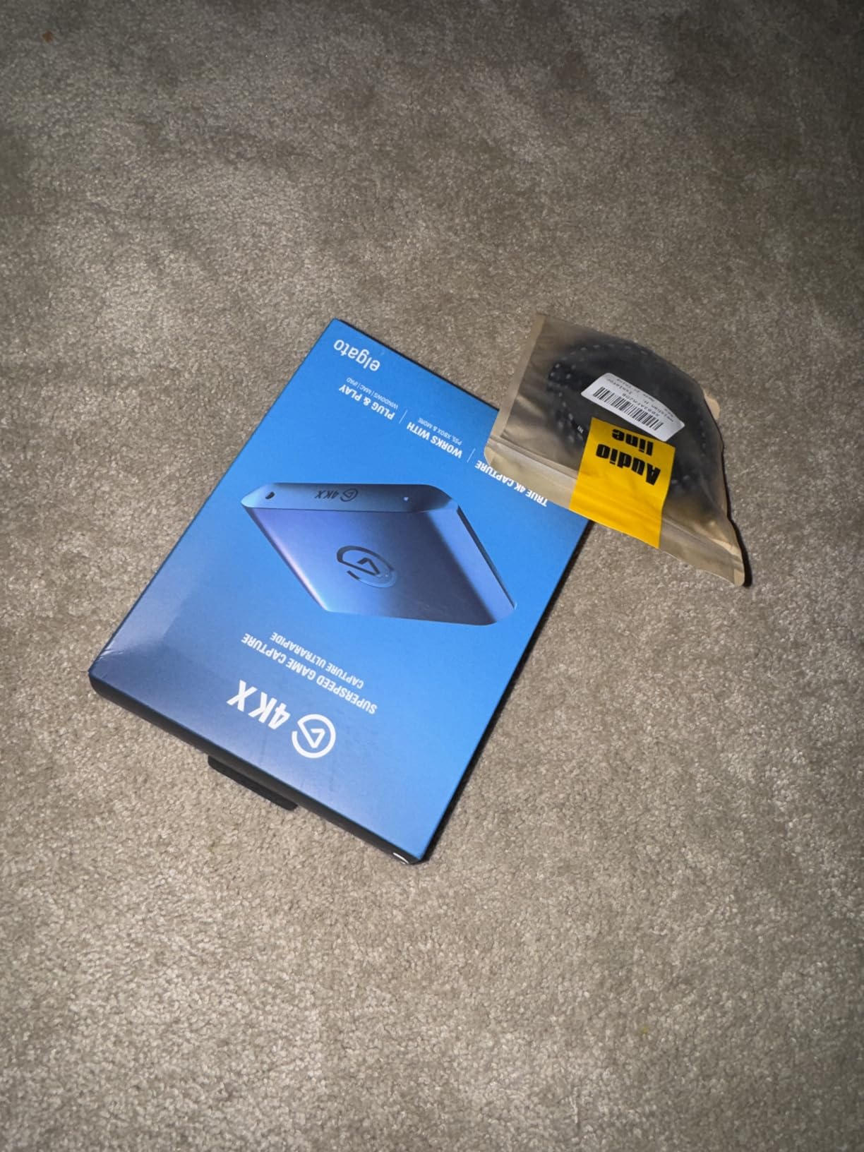 Elgato 4K S - External Capture Card for PS5, Xbox Series X/S, Switch 2, PC, Mac, iPad | 4K60, 1440p120, or 1080p240 Passthrough and Capture, HDR10, VRR, USB-C, Near-Zero Latency customer photo 2