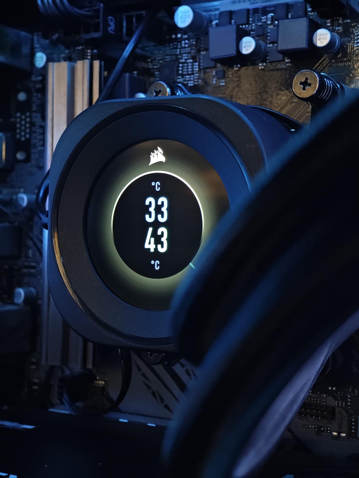 CORSAIR Nautilus RS LCD Module for Nautilus RS and Nautilus RS ARGB AIO CPU Coolers, 2.1