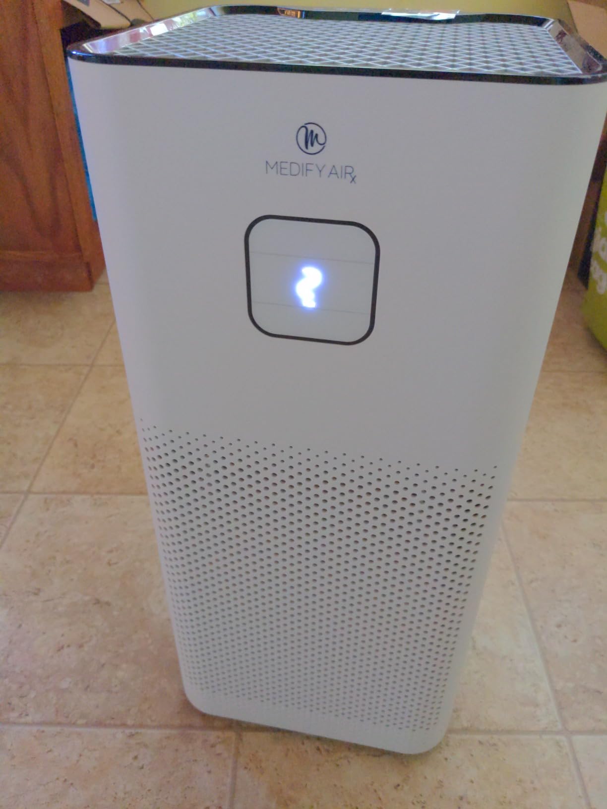 Medify MA-112 Air Purifier V3.0 with True HEPA H13 Filter | 5,948 ft² Coverage in 1hr for Smoke, Wildfires, Odors, Pollen, Pets | Quiet 99.9% Removal to 0.1 Microns | White, 1-Pack customer photo 2