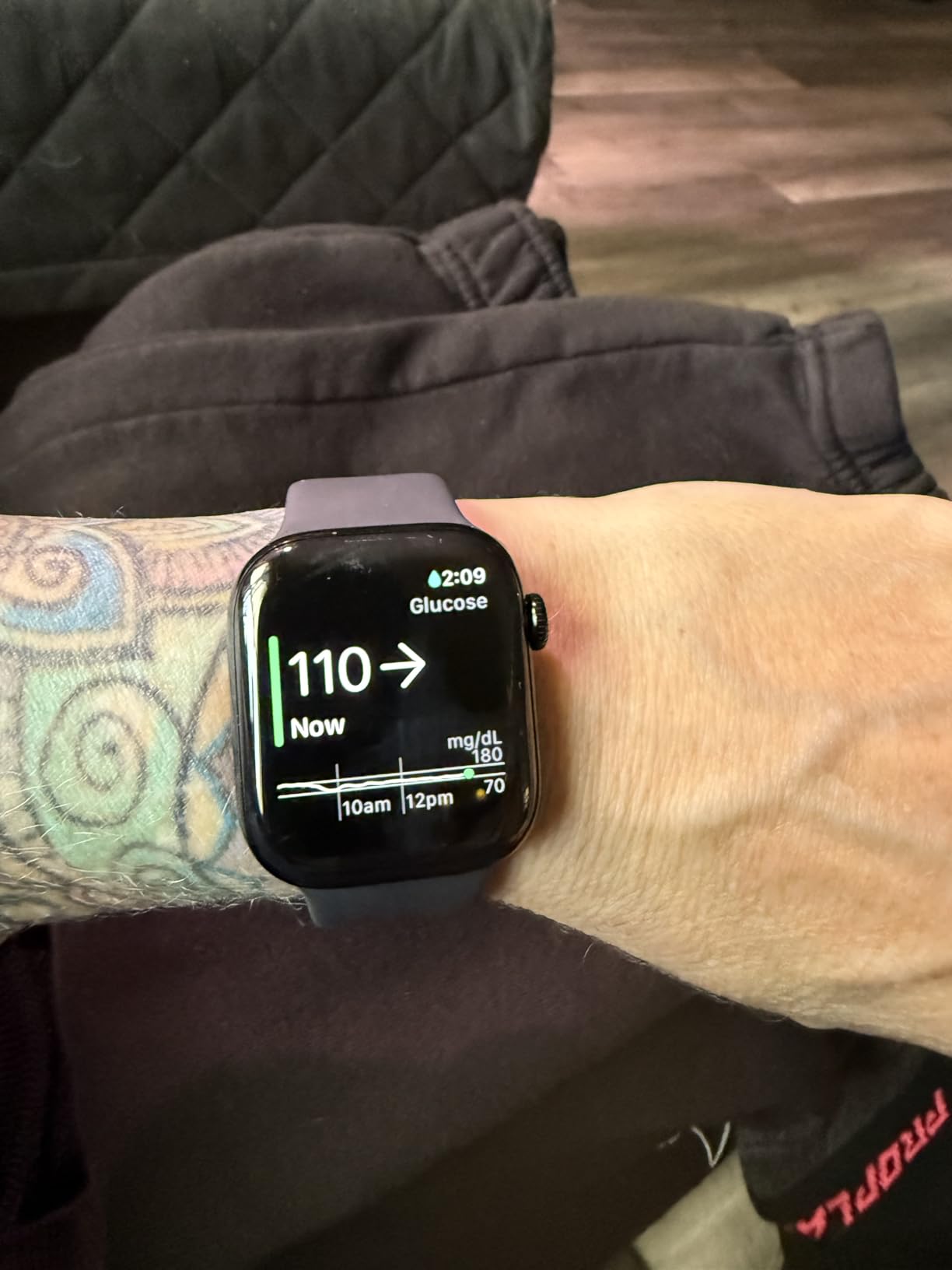 Apple Watch Series 11 [GPS 46mm] Smartwatch with Space Gray Aluminum Case with Black Sport Band - M/L. Sleep Score, Fitness Tracker, Health Monitoring, Always-On Display, Water Resistant customer photo 2