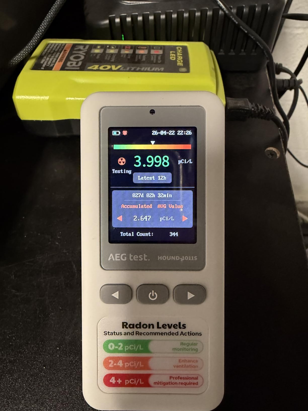 HOUND-1011S Portable Radon Detector, High-Accuracy Sensor for Home, Lightweight, Audible & Visual Alarms, Long-Term Monitoring, Easy-to-Use Radon Tester in pCi/L or Bq/m³ for Basement customer photo 2