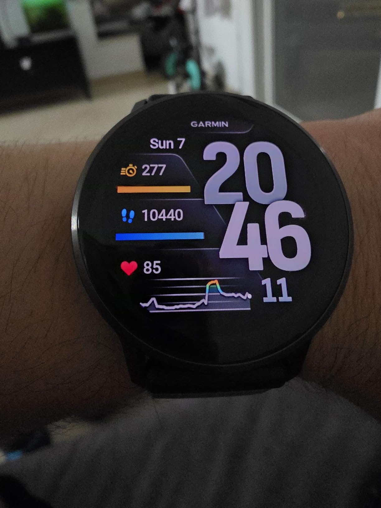 Garmin Venu 4, 45mm, Advanced Health and Fitness GPS Smartwatch, Bright and Colorful Display, Built-in Flashlight, 12 Days of Battery Life, Slate with Black Silicone Band customer photo 2