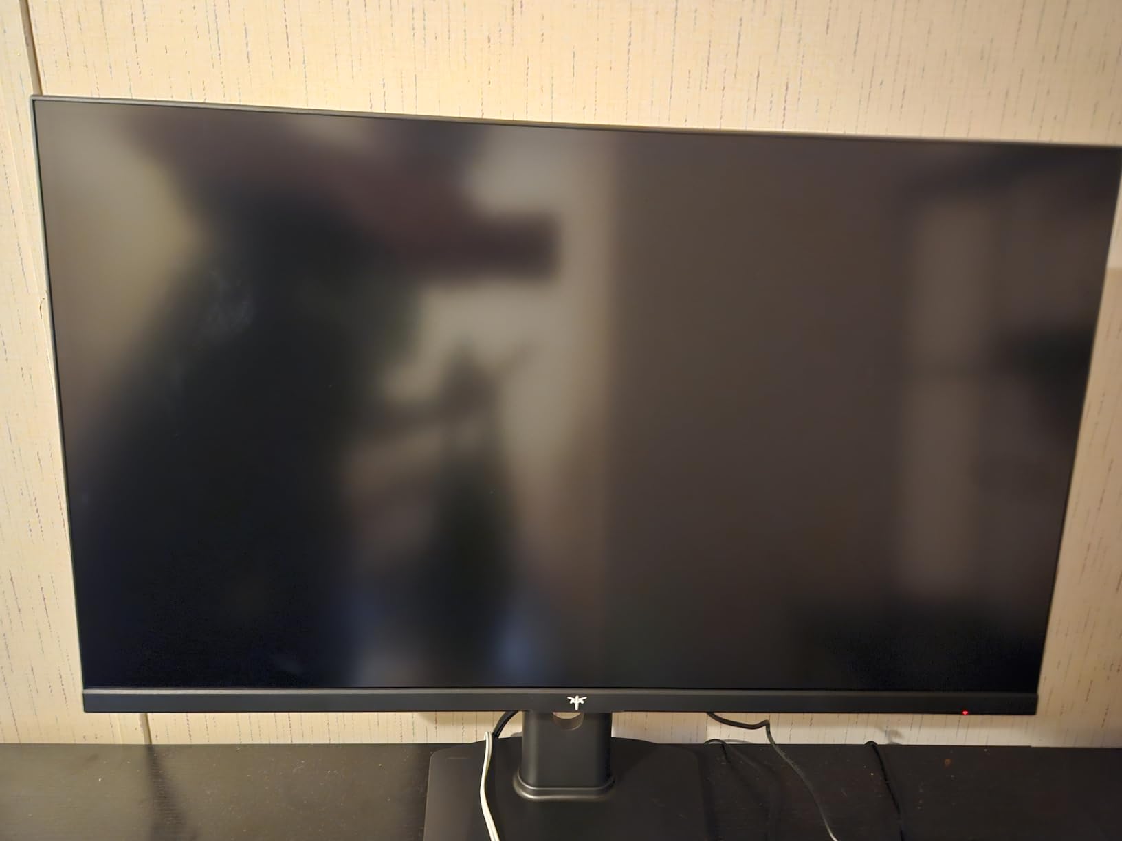 KTC 32 Inch 4K Gaming Monitor H32P22P, 165Hz UHD Fast IPS, 3840x2160P, 1ms (MPRT), Adaptive Sync, 121% sRGB, HDMI 2.1, DP 1.4, Tilt/Height Adjustment, VESA customer photo 1