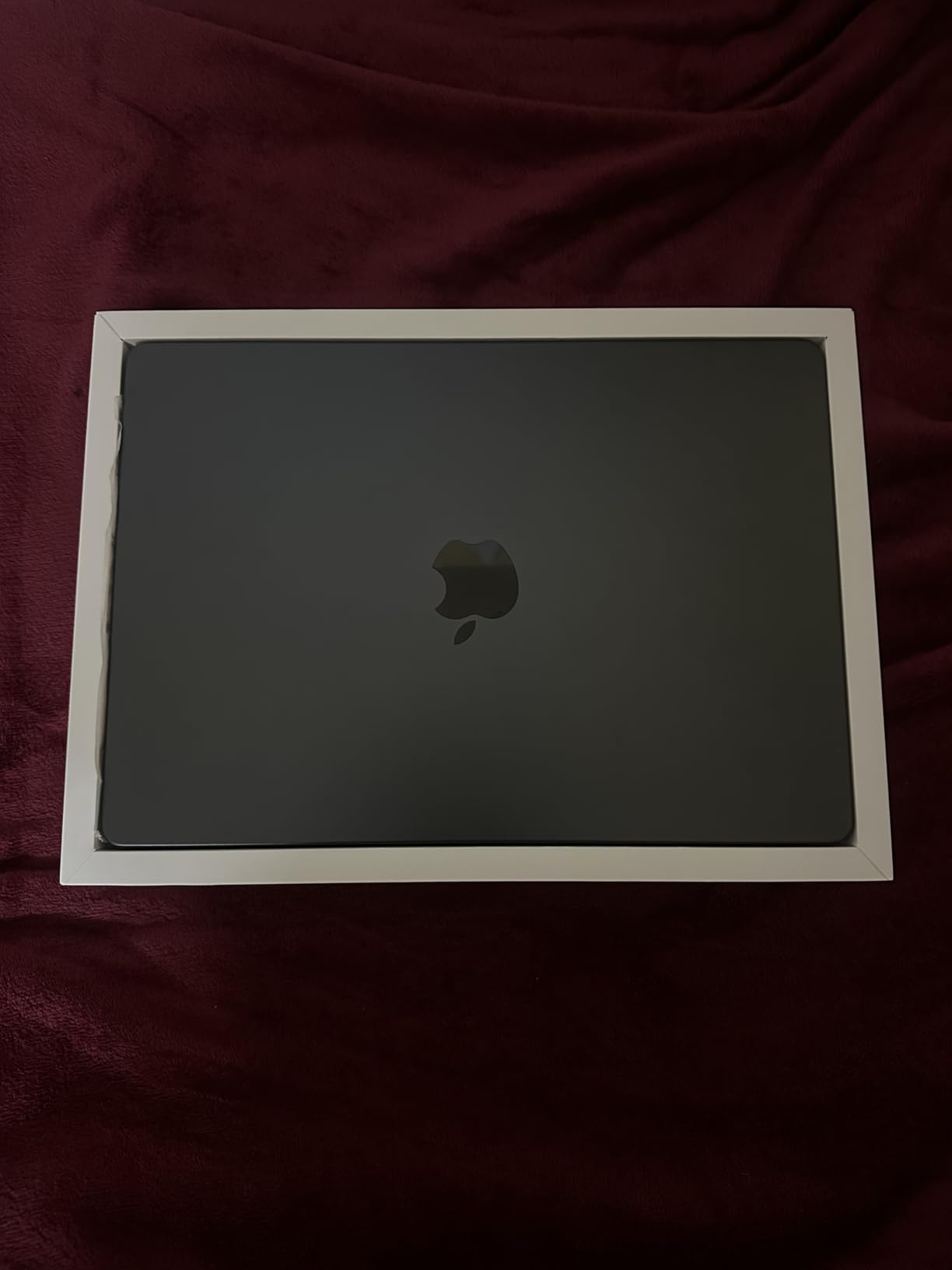 2025 MacBook Pro Laptop with Apple M5 chip with 10-core CPU and 10-core GPU: Built for AI, 14.2-inch Liquid Retina XDR Display, 16GB Unified Memory, 512GB SSD Storage; Space Black customer photo 1