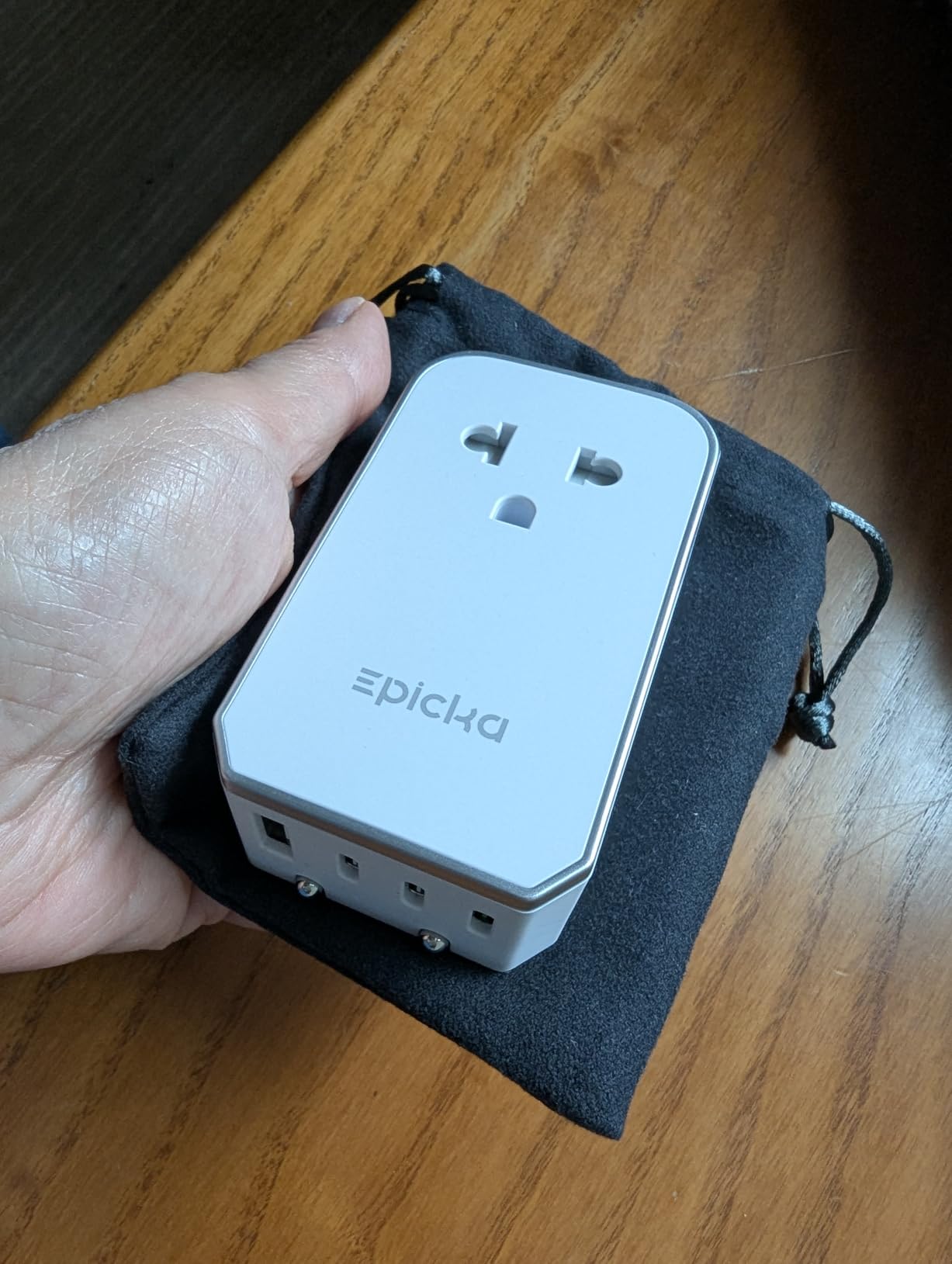 EPICKA Air 40W Universal Travel Adapter, PD Fast Charging International Power Adapter with 1 AC & 4 USB Ports, Worldwide Compact Travel Essentials for USA/EU/UK/AUS(White, Not a Voltage Converter) customer photo 2