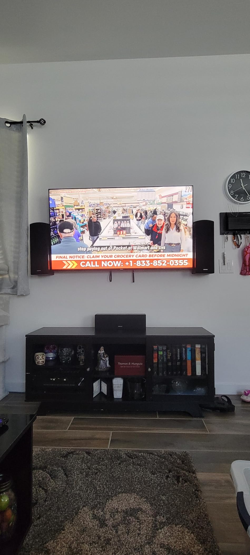 Roku Smart TV 2026 - 75-Inch Select Series, 4K QLED TV - Roku TV with Voice Remote - Flat Screen QLED Television with Wi-Fi for Streaming Live Local News, Sports, & Movies - Bluetooth Headphone Mode customer photo 2