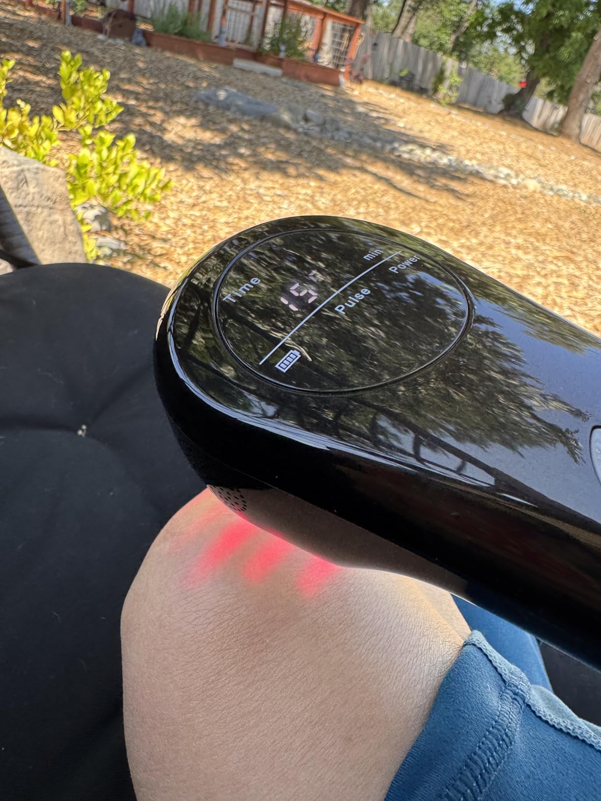 Handheld Red Light Therapy with Stand - Near Infrared Light Therapy Device, Cold Therapy Device Pain Relief for Joints & Muscles (4 x 808nm + 14 x 650nm) customer photo 1