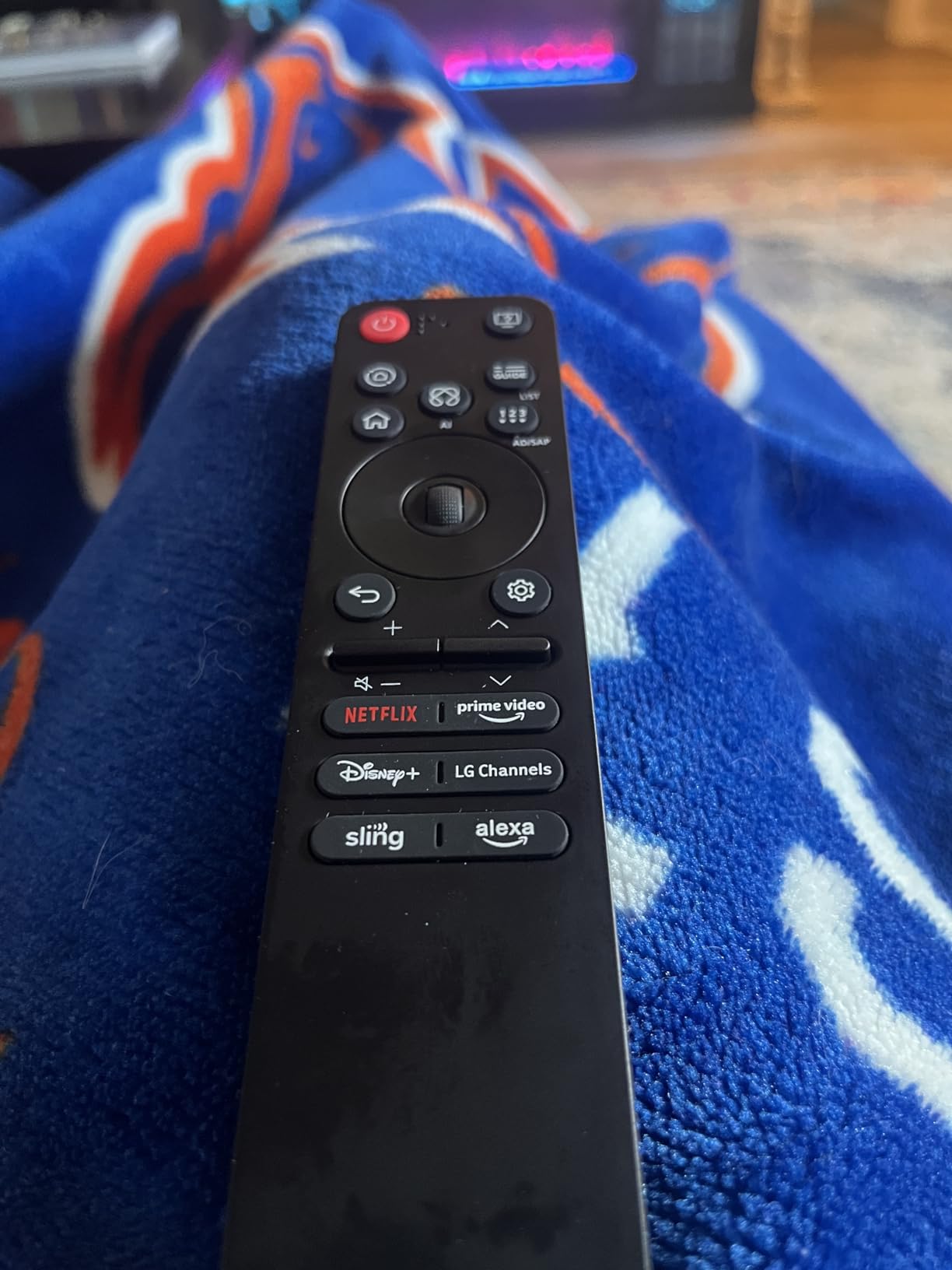 for Samsung Frame TV Solar Voice Remote, BN59-01391A, BT Rechargeable Remote Control with Solar Cell, Compatible with Neo QLED 4K 8K UHD Smart TVs 2021-2023, 4 Shortcut Keys - White customer photo 1