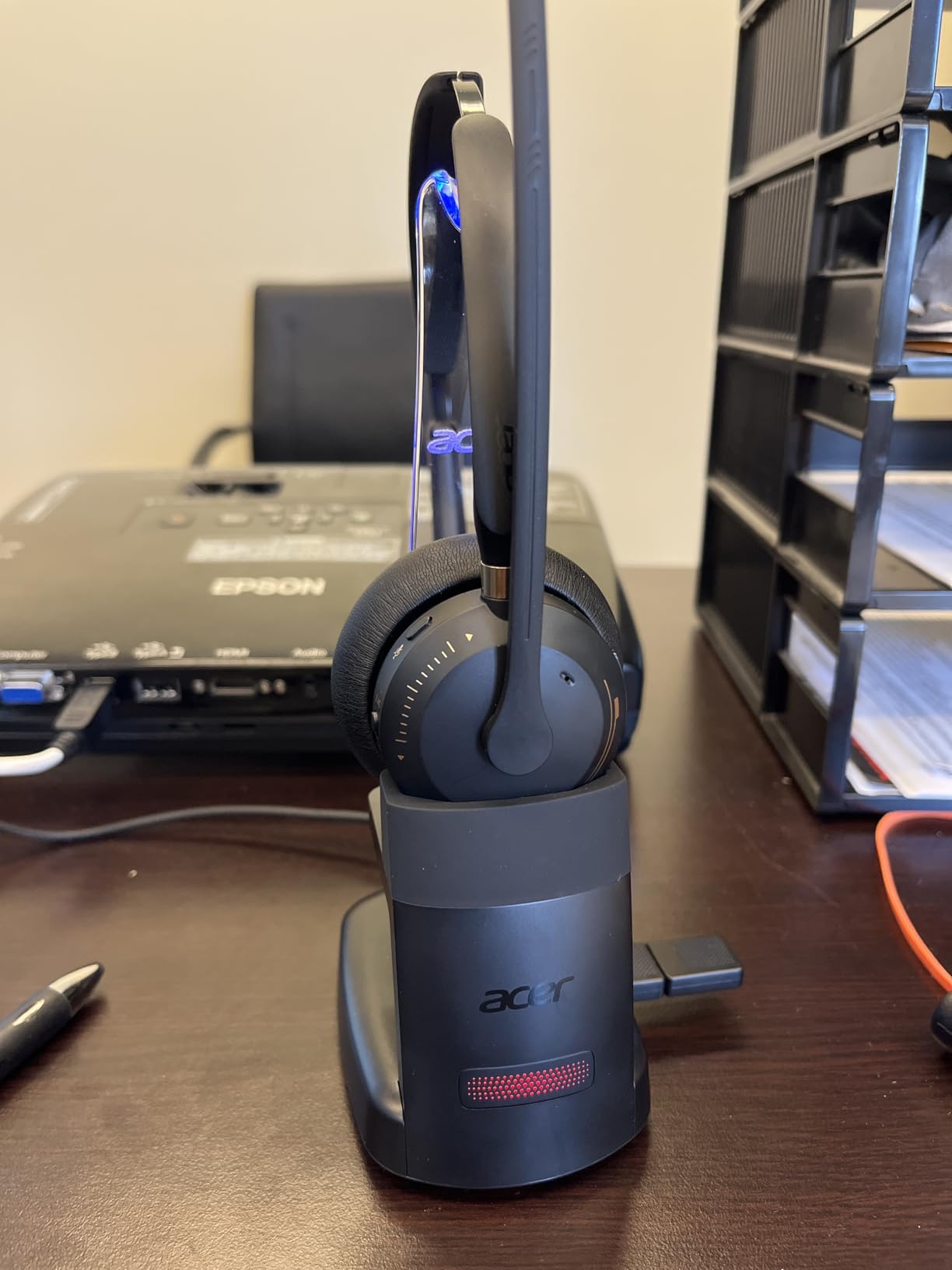 Acer Wireless Headset with Mic for Work, Bluetooth Headset for Clear Call & Meeting, Work Headset with Charge Stand for Remote & Office, Bluetooth 5.3 & 2.4G Headset for PC, Phone, Teams, Zoom - OHR689 customer photo 2