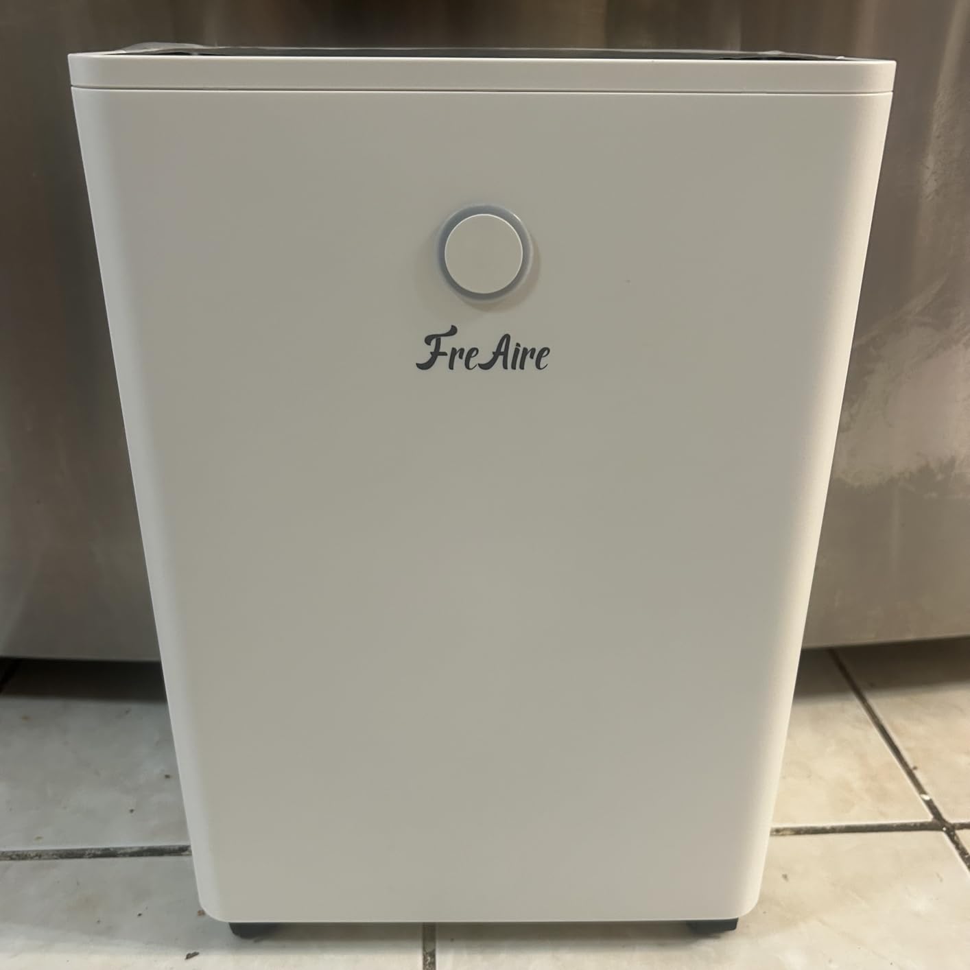 FreAire 2500Sq.Ft Dehumidifier, 34Pint Dehumidifiers for Home, Quiet Dehumidifier for Basement, Bedroom, Bathroom, with 6.56FT Drain Hose, 0.66Gal Water Tank, 3-Color Humidity Light customer photo 2
