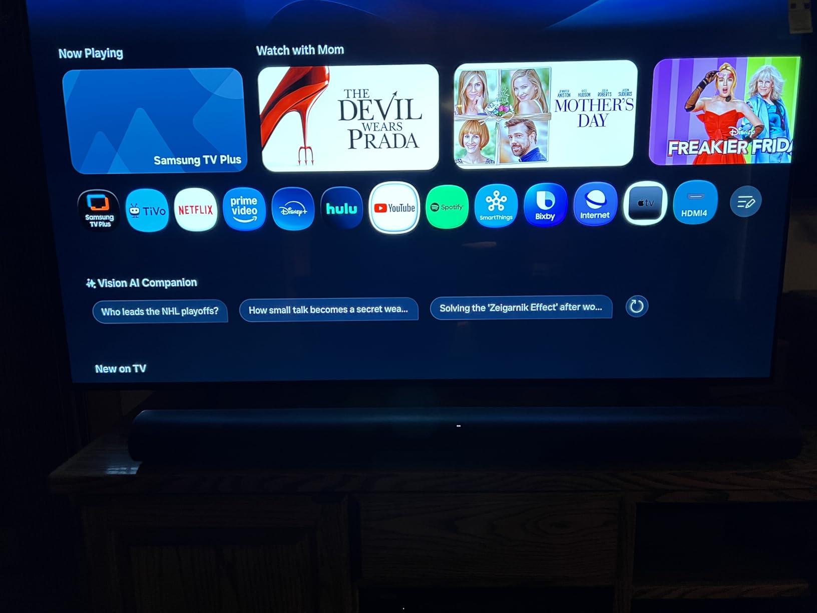 65-Inch Class OLED S85H Series Samsung Vision AI Smart TV (2026 Model, 65S85H) OLED HDR, NQ4 AI Gen2 Processor, 4K AI Upscaling, AI Sound Controller, Color Booster Pro, Alexa Built-in customer photo 1