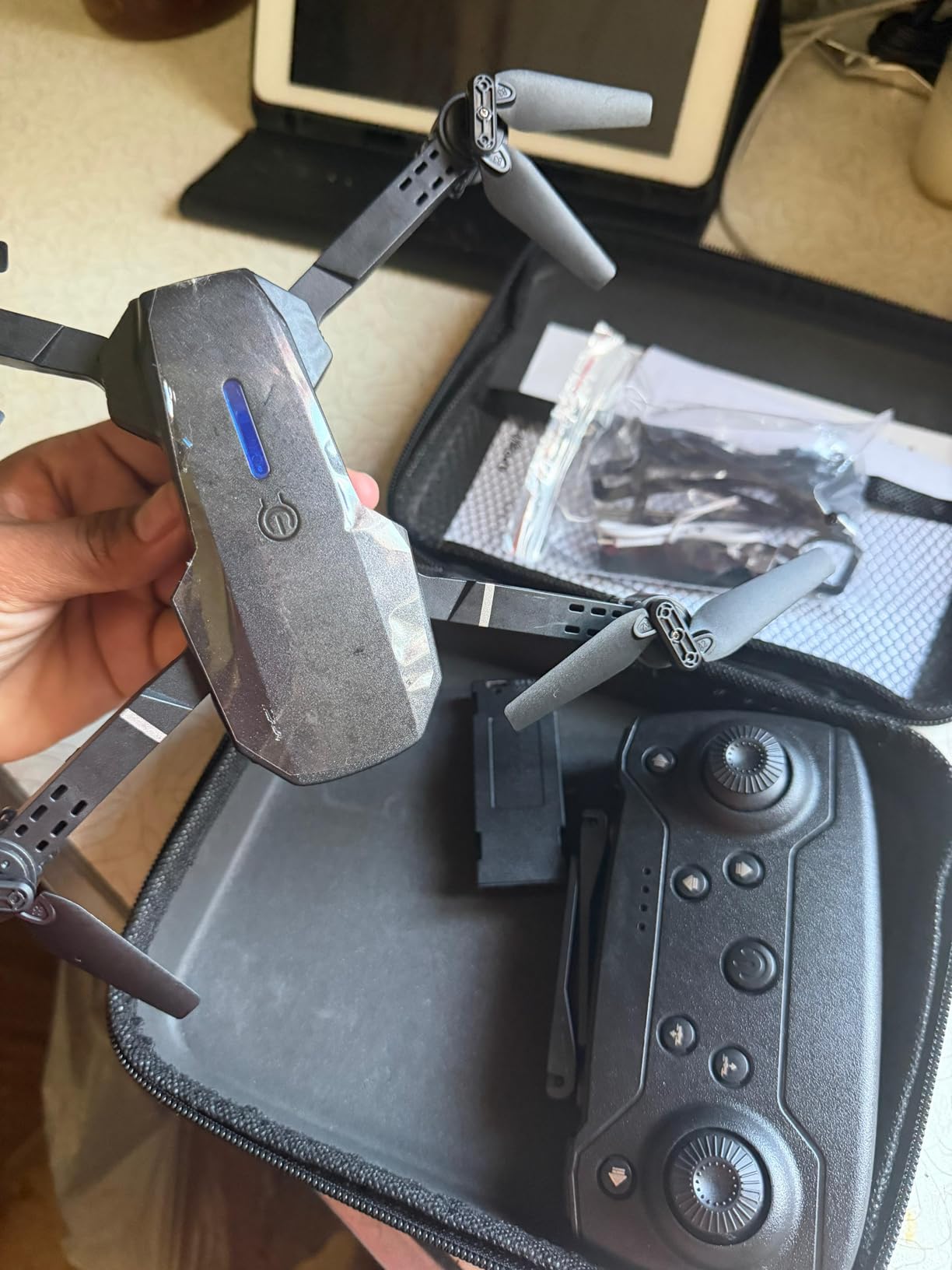 Holy Stone GPS Drone with EIS 4K Camera, RC Drones with 4.5 inch HD Screen on Controller, Auto Return, 3 Batteries for 90 min Flight Time, 3280 FT Long Control Range Transmission, Circle Fly and Follow Me Mode, Foldable Quadcopter for Beginner, Under 249g customer photo 2