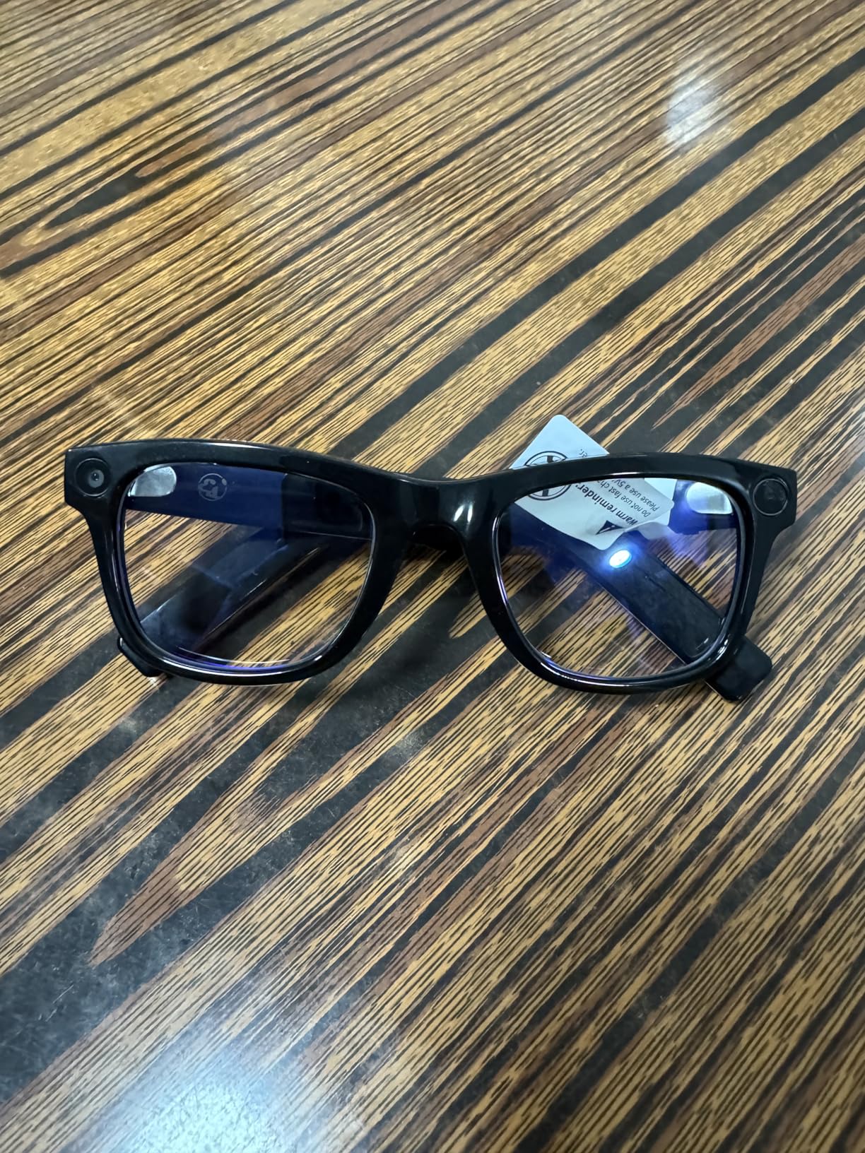 EarlySincere 4K AI Smart Glasses with Photochromic Lenses, Integrated ChatGPT AI Model, Real-Time Translation, HD Video Recording, Long Battery Life, Bluetooth 5.4 Wireless customer photo 2