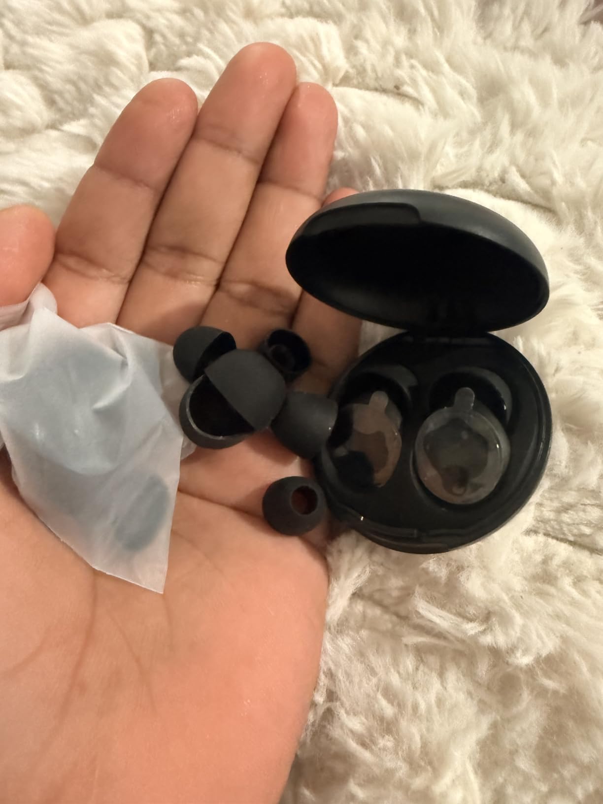 55dB Ear Plugs for Sleeping Noise Cancelling, Noise Reduction Earplugs for Sleep, Snoring, Side Sleepers, Reusable Hearing Protection Ear Plugs for Concerts, Airplane, Silicone Sleep Earplugs Black customer photo 2