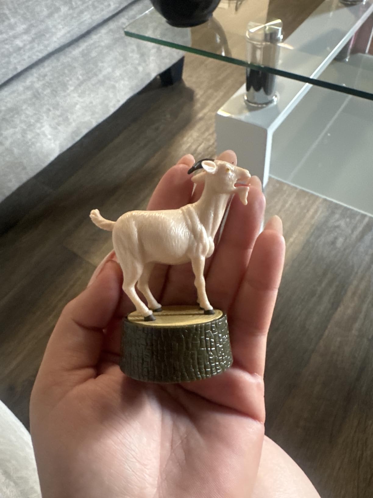 The Screaming Goat (Book & Figure) customer photo 1