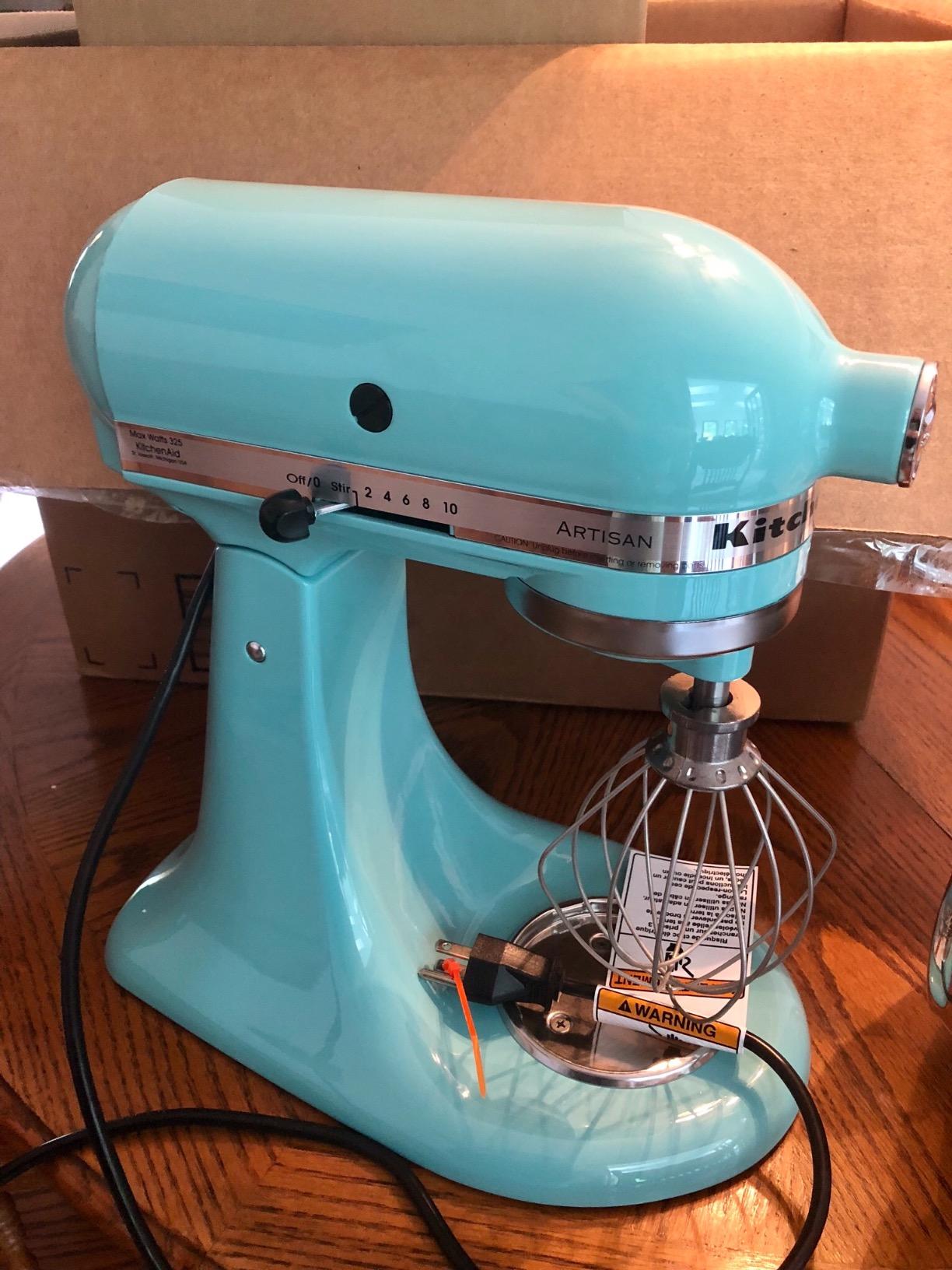 KitchenAid Artisan, 5-Qt Tilt Head Stand Mixer, KSM150PS, Almond Cream customer photo 2