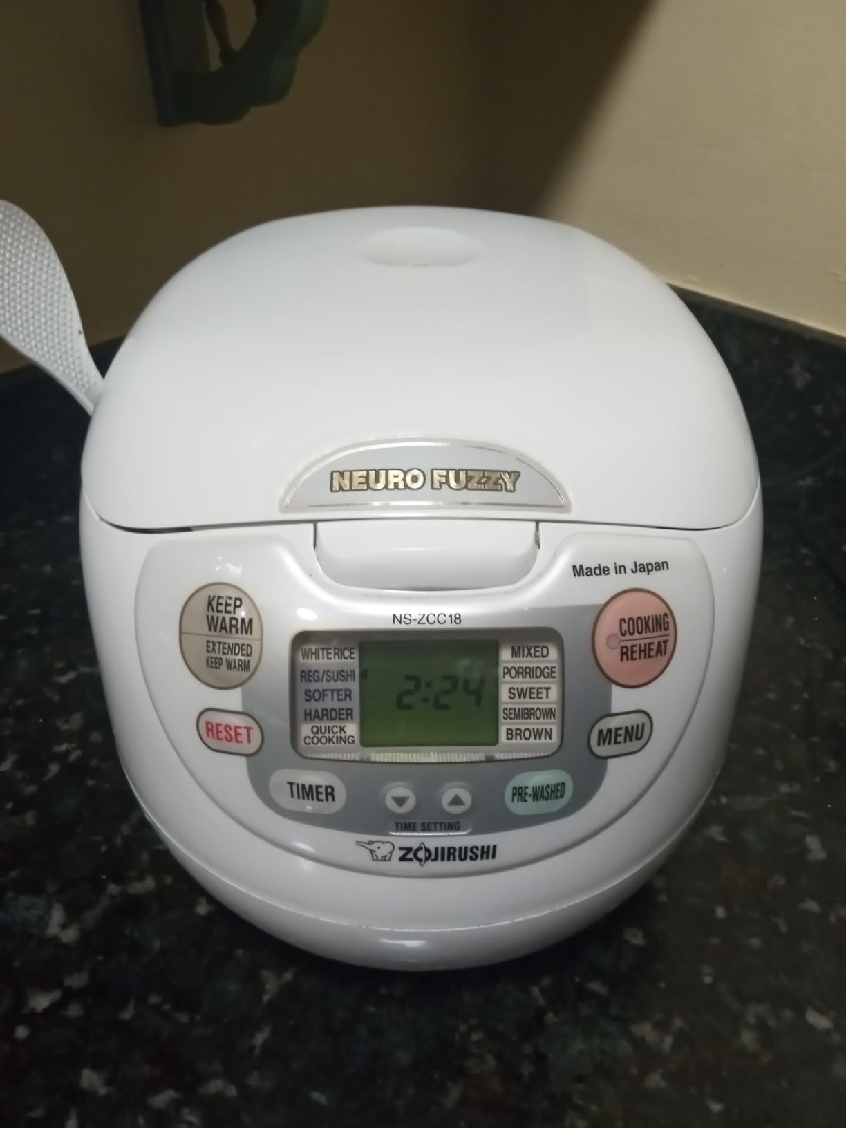 Zojirushi Neuro Fuzzy 10-Cup Rice Cooker and Warmer (Premium White), Automatic Keep-Warm customer photo 1