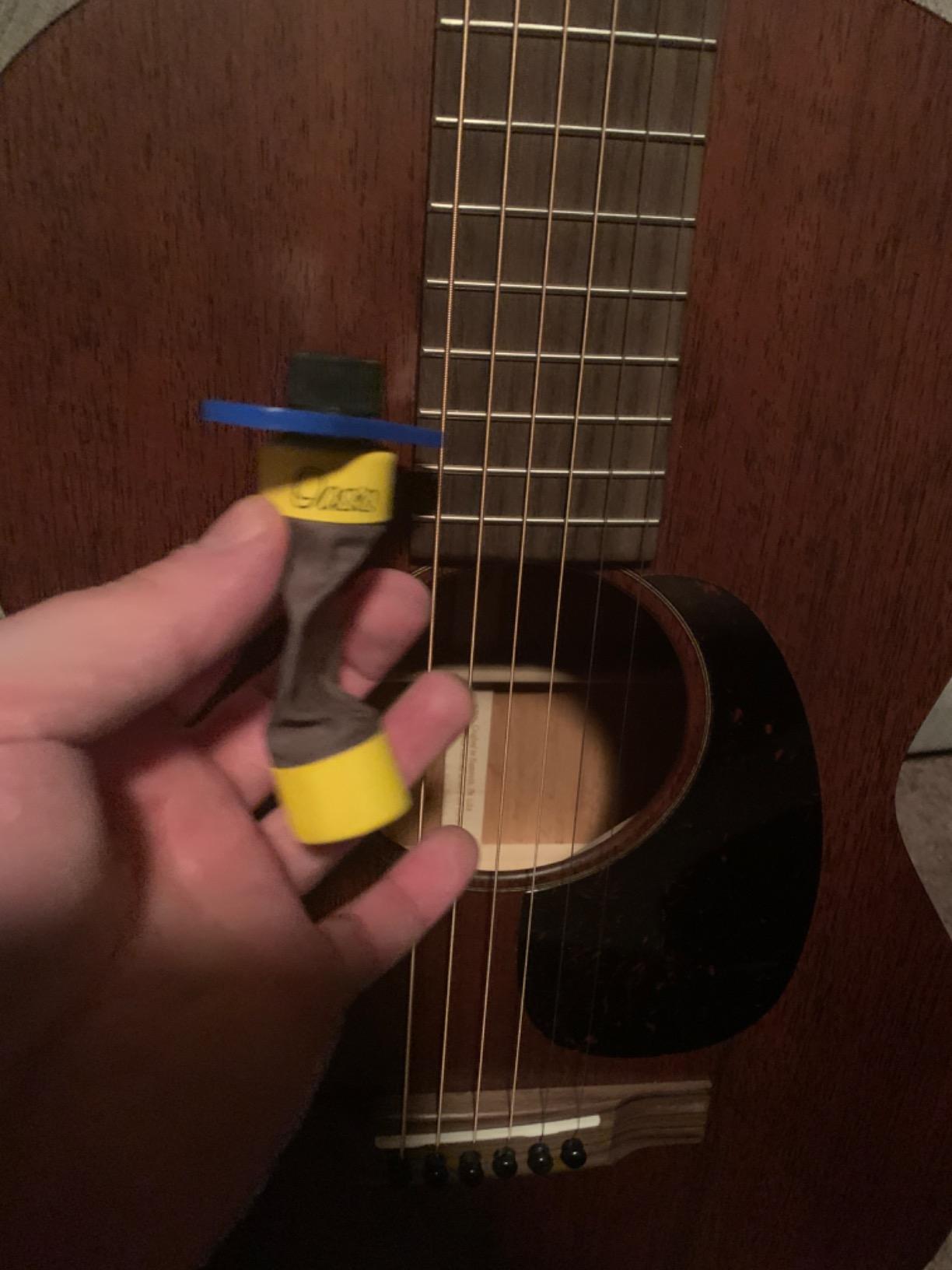 Oasis Guitar Humidifier OH-1 - For Soundhole customer photo 2