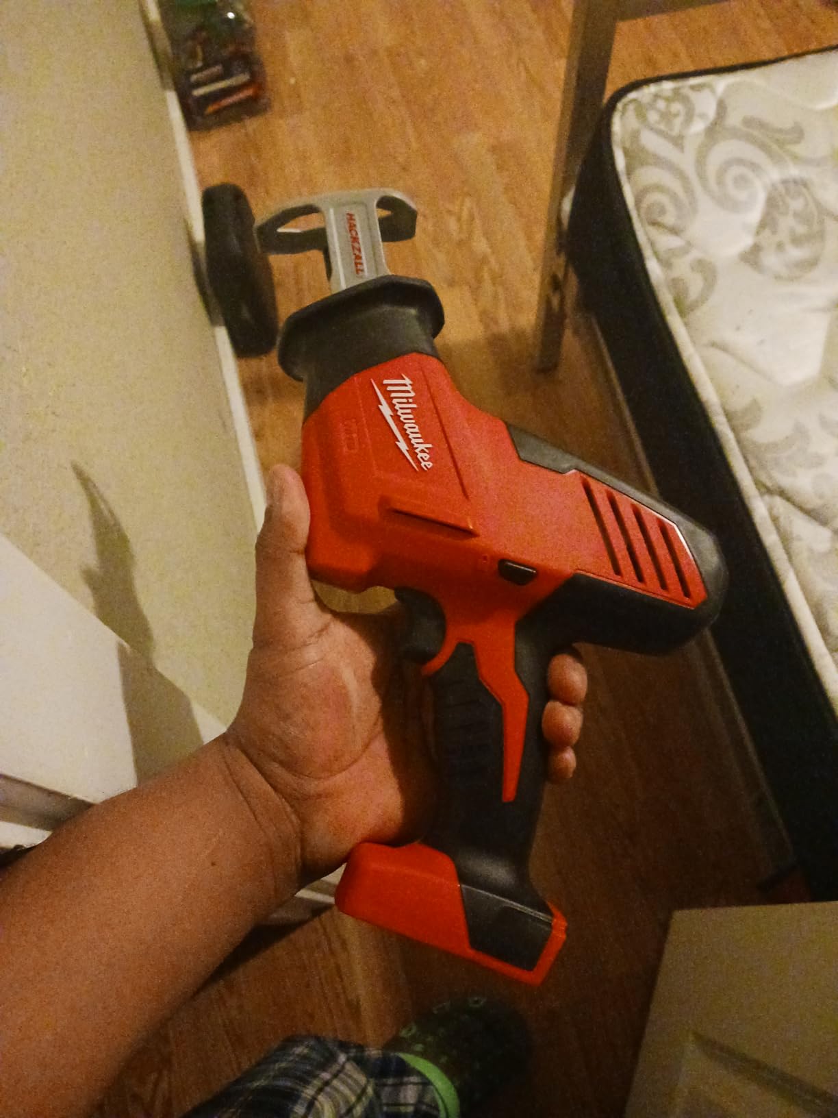 Milwaukee 2625-20 M18 18-Volt Lithium-Ion Cordless Hackzall Reciprocating Saw, Bare Tool customer photo 1