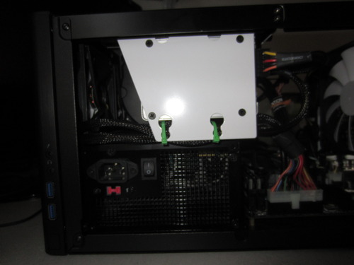 Fractal Design Node 304 - Black - Mini Cube Compact Computer Case - Small Form Factor - Mini ITX - Mitx - High Airflow - Modular Interior - 3X Silent R2 120mm Fans Included - USB 3.0 customer photo 1