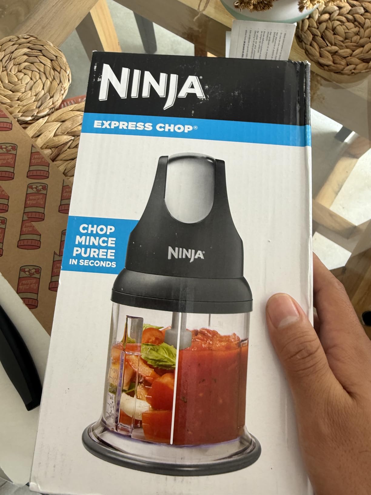 Ninja Food Chopper Express Chop with 200-Watt, 16-Ounce Bowl for Mincing, Chopping, Grinding, Blending and Meal Prep (NJ110GR), Gray customer photo 2