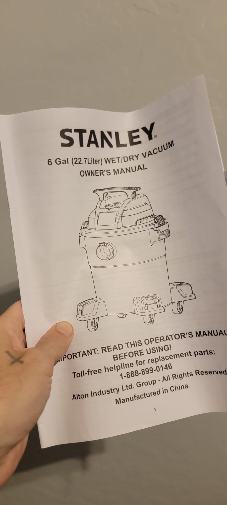 Stanley SL18116P Wet/Dry Vacuum, 6 Gallon, 4 Horsepower Black customer photo 1