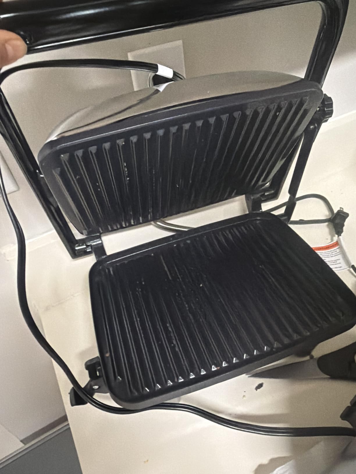 Hamilton Beach Panini Press, Sandwich Maker & Electric Indoor Grill | Floating Hinge Evenly Cooks Any Sandwich | Locking Lid | PFAS-Free Non-Stick 8