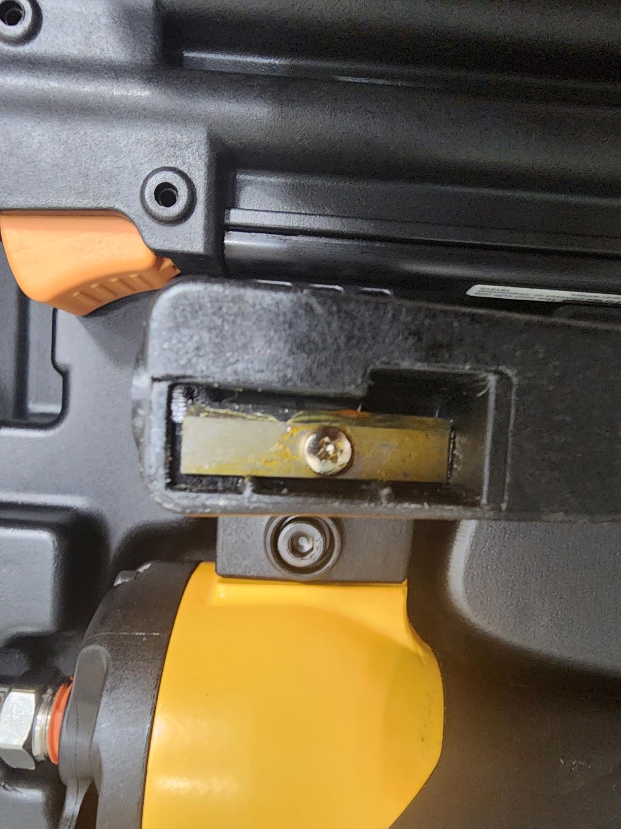 BOSTITCH Brad Nailer Kit, 18GA, Smart Point, Pneumatic (BTFP12233) customer photo 1