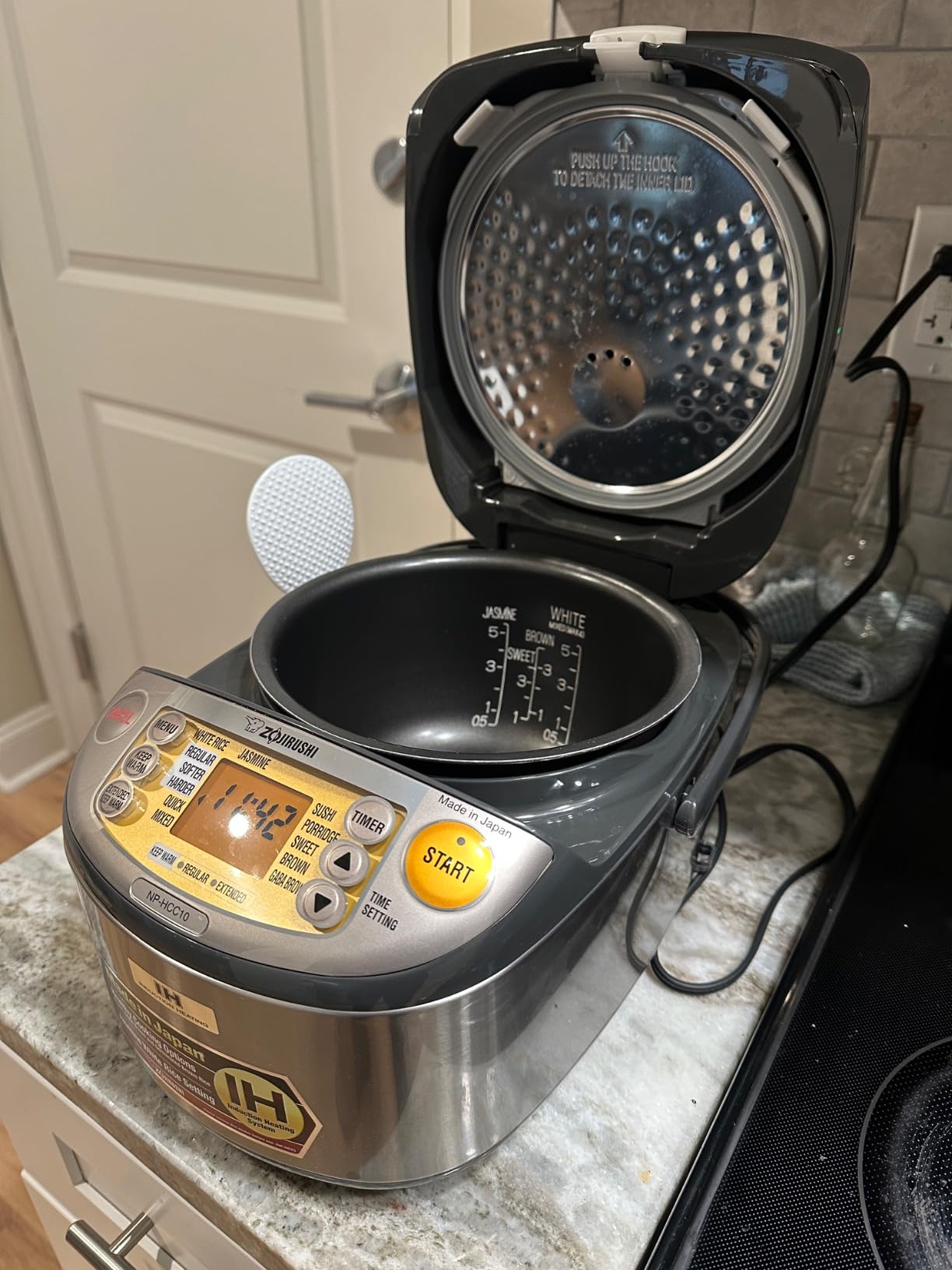 Zojirushi NP-HCC10XH Induction Heating System Rice Cooker and Warmer, 5.5-Cup, Stainless Dark Gray customer photo 2